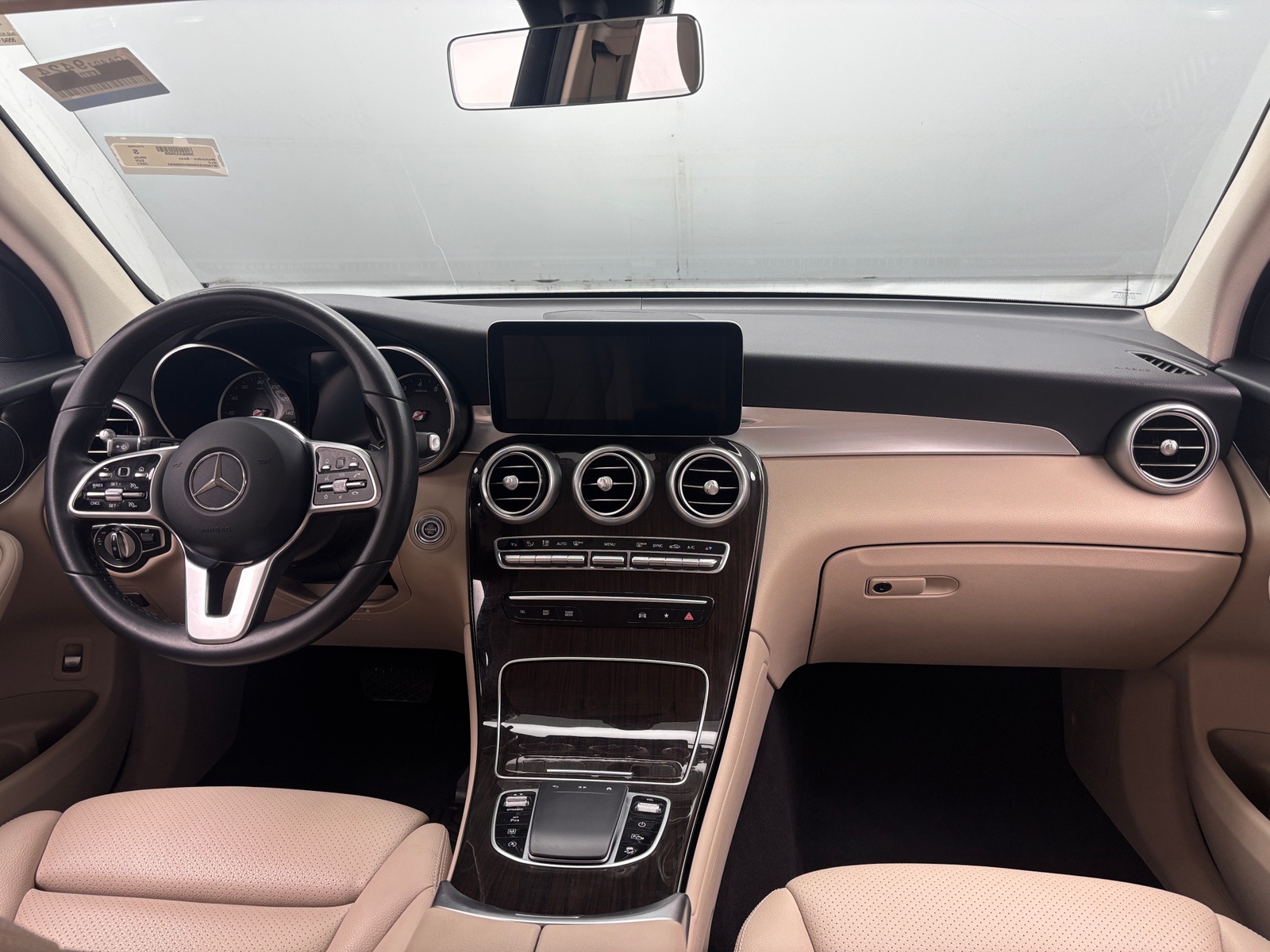 Thumbnail: 2021 Mercedes-Benz GLC - 2