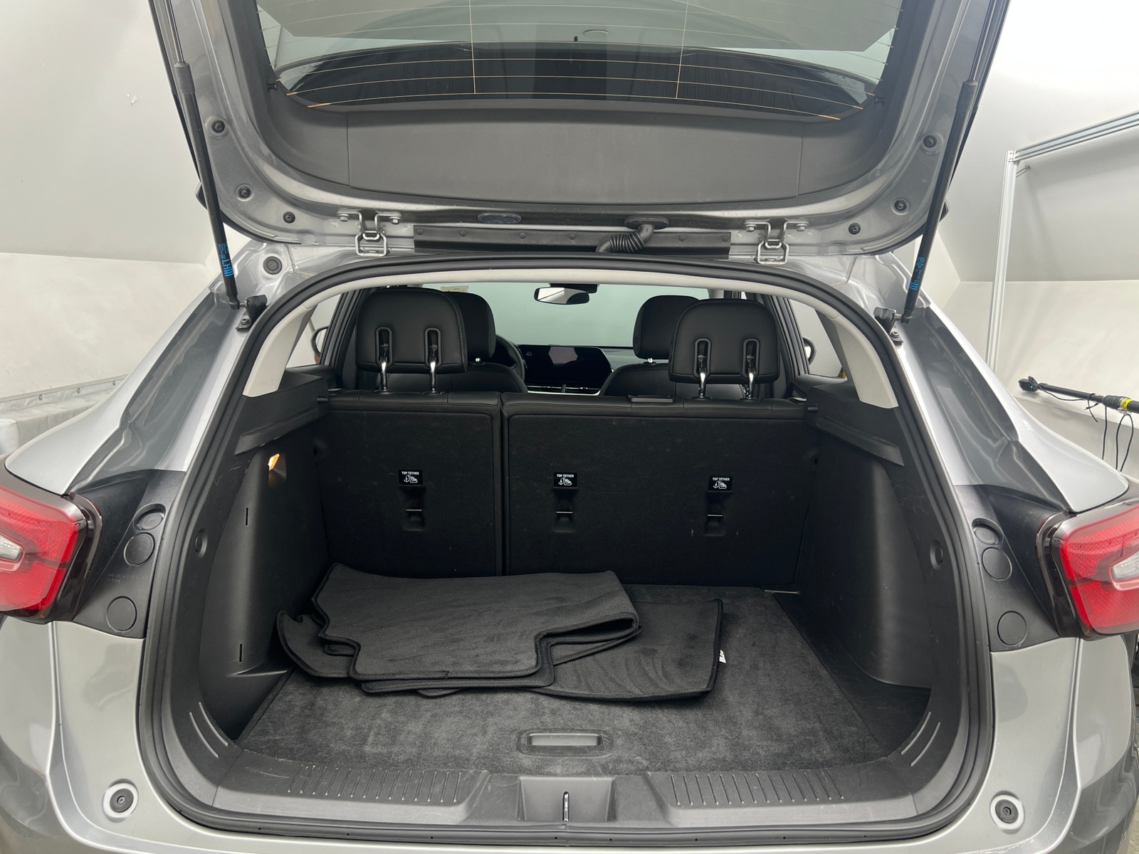 Thumbnail: 2025 Chevrolet Trax - 6
