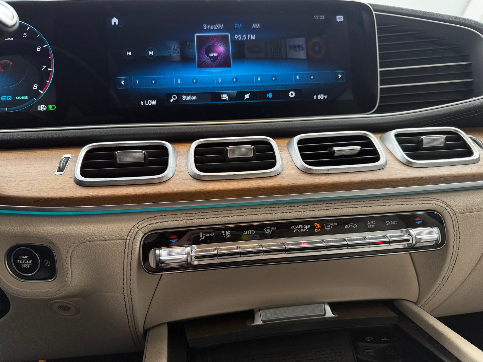 Thumbnail: 2021 Mercedes-Benz GLS - 3