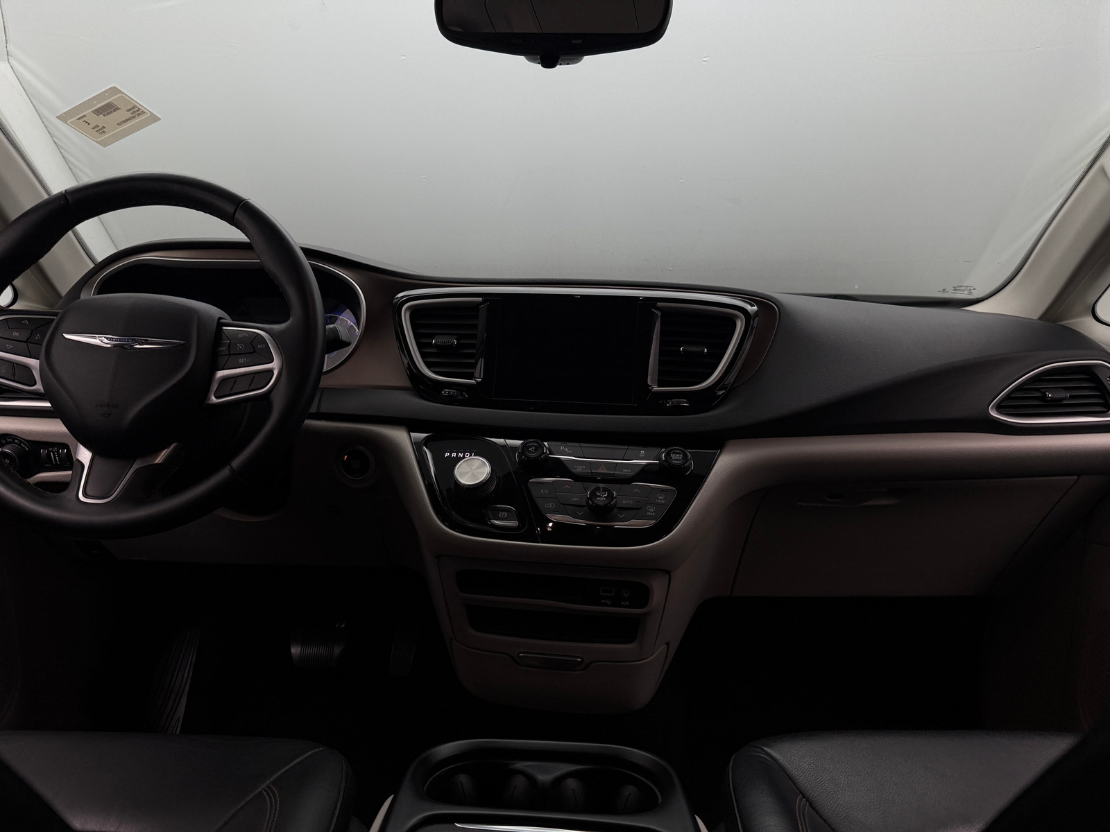 Thumbnail: 2017 Chrysler Pacifica - 2