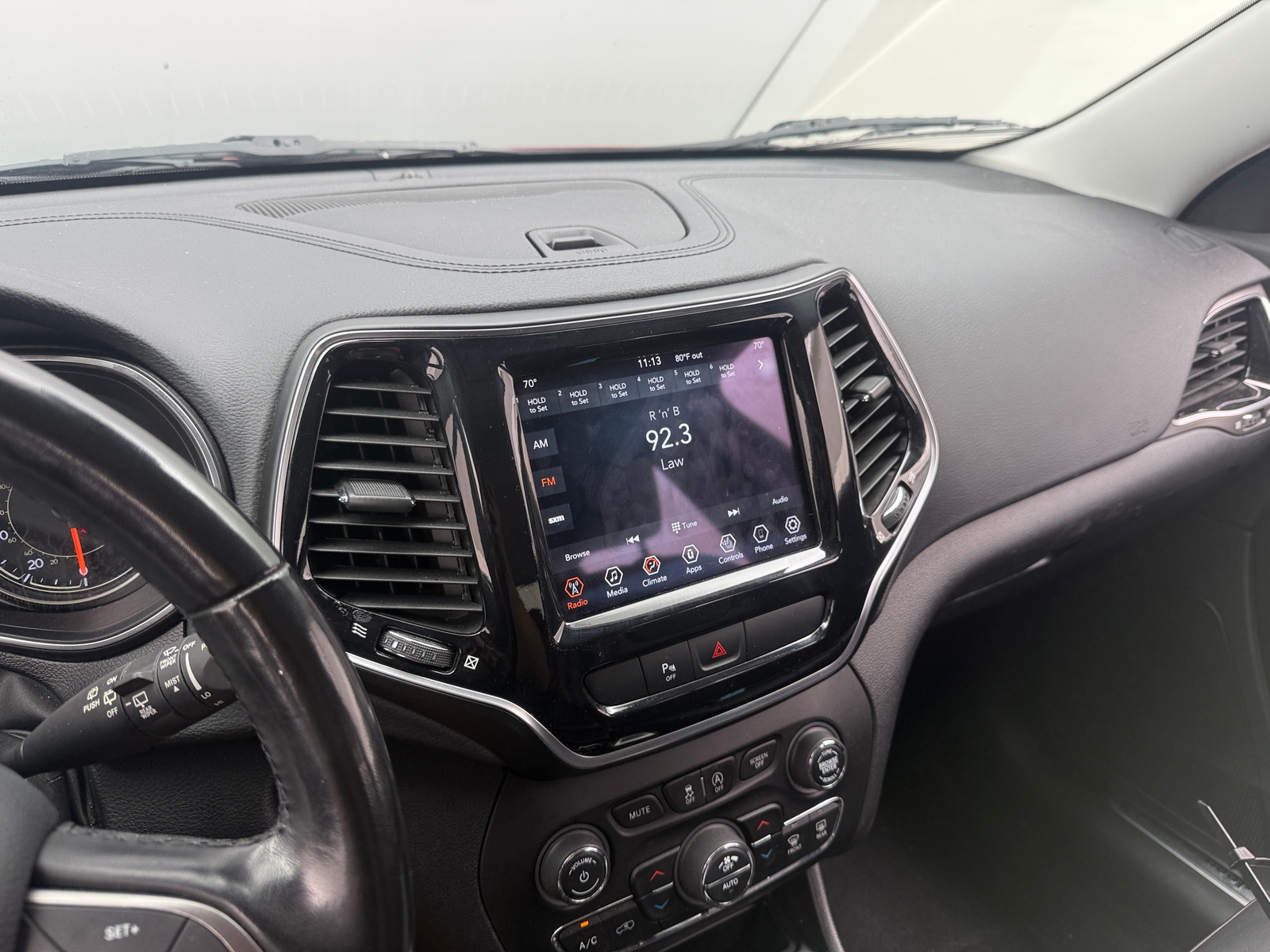 Thumbnail: 2020 Jeep Cherokee - 3