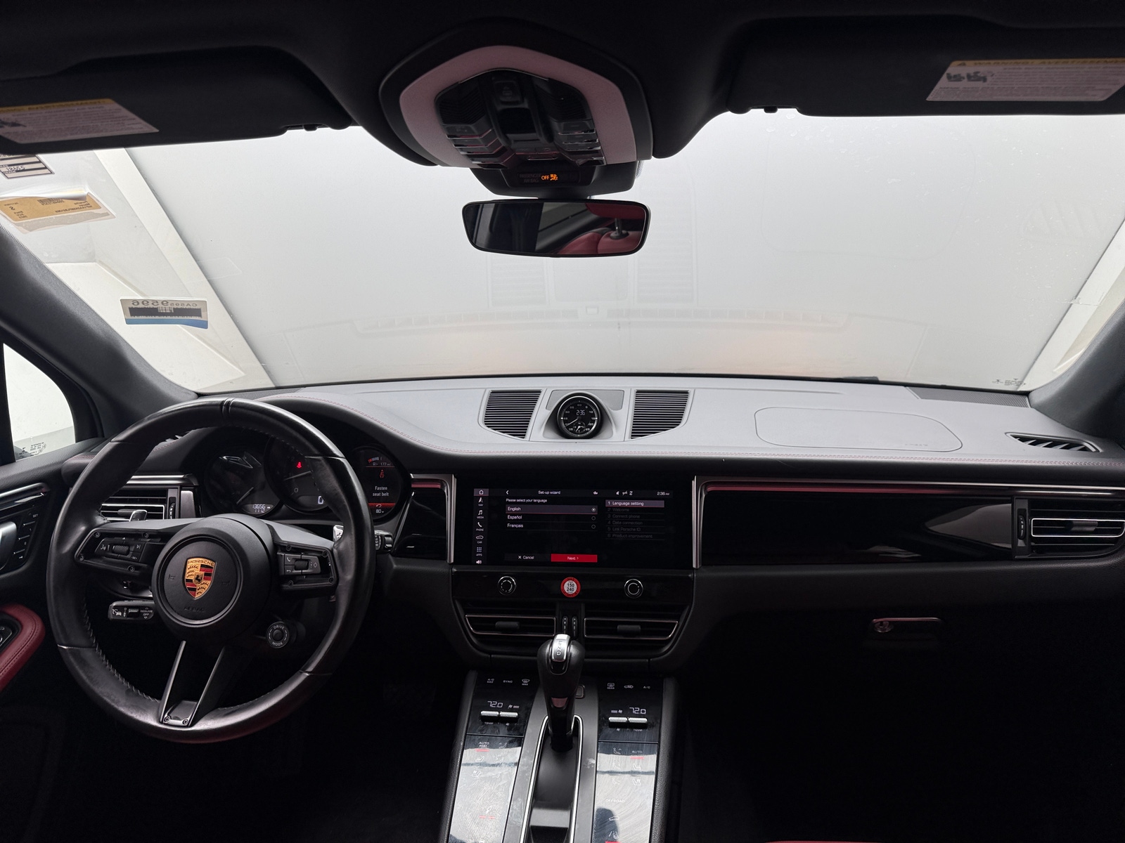 Thumbnail: 2023 Porsche Macan - 2