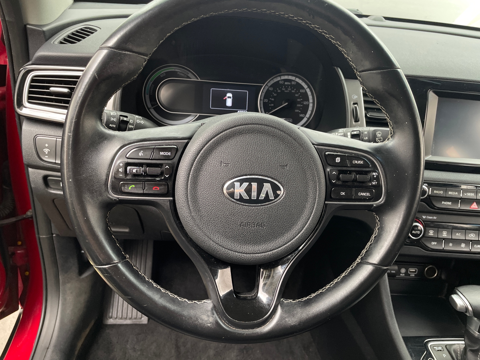 Thumbnail: 2018 Kia Niro - 5