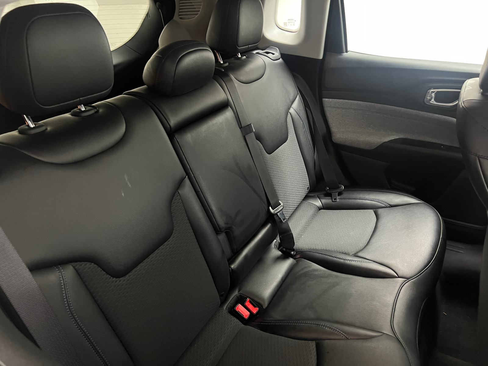 Thumbnail: 2022 Jeep Compass - 6