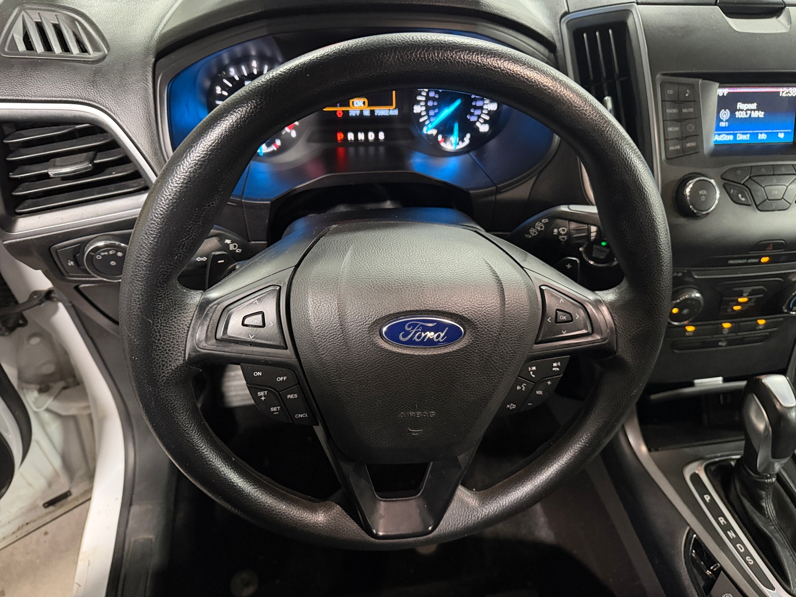 Thumbnail: 2017 Ford Edge - 5