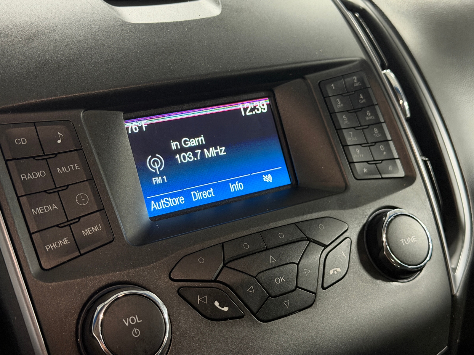 Thumbnail: 2017 Ford Edge - 4