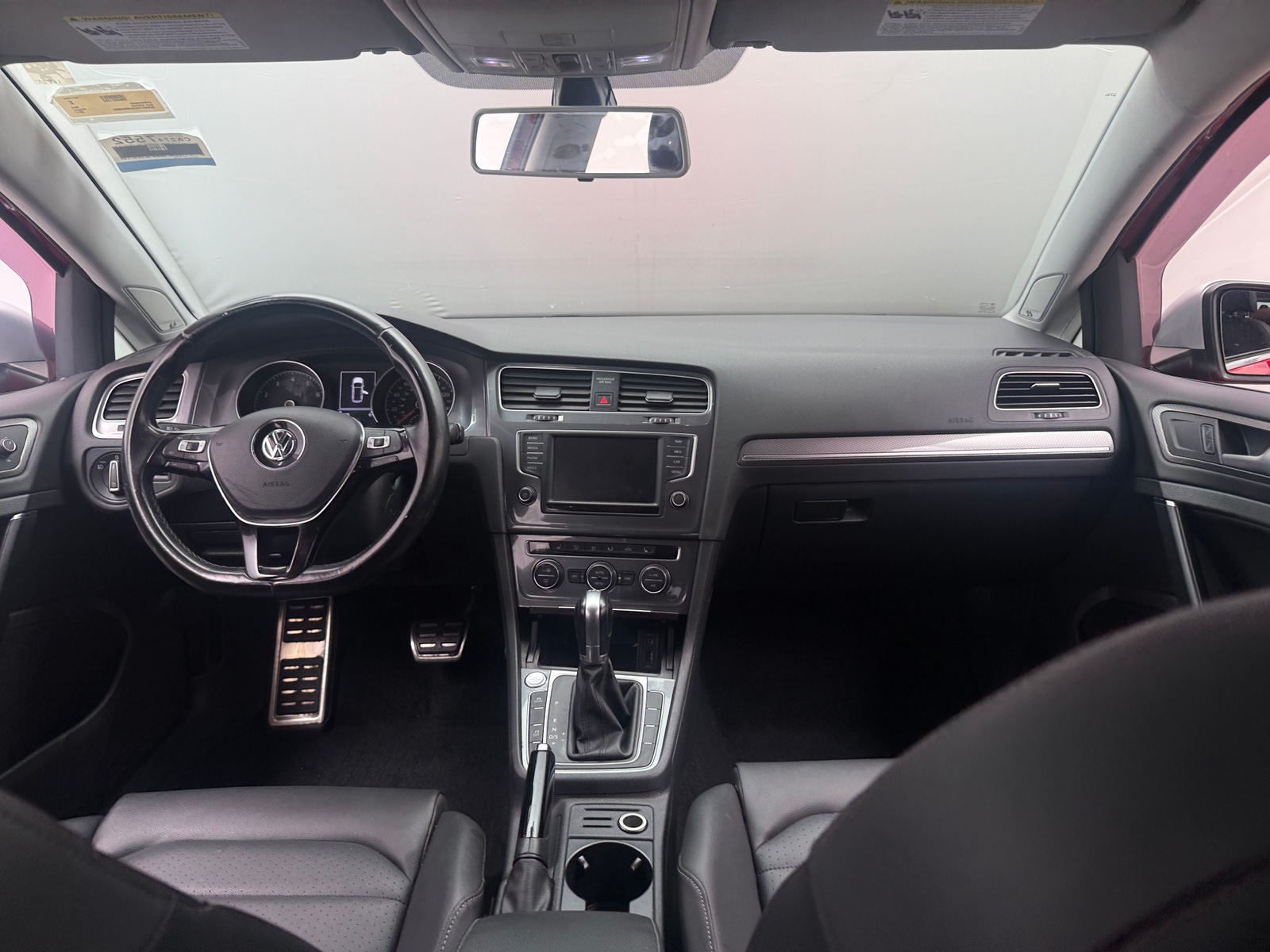Thumbnail: 2017 Volkswagen Golf - 2