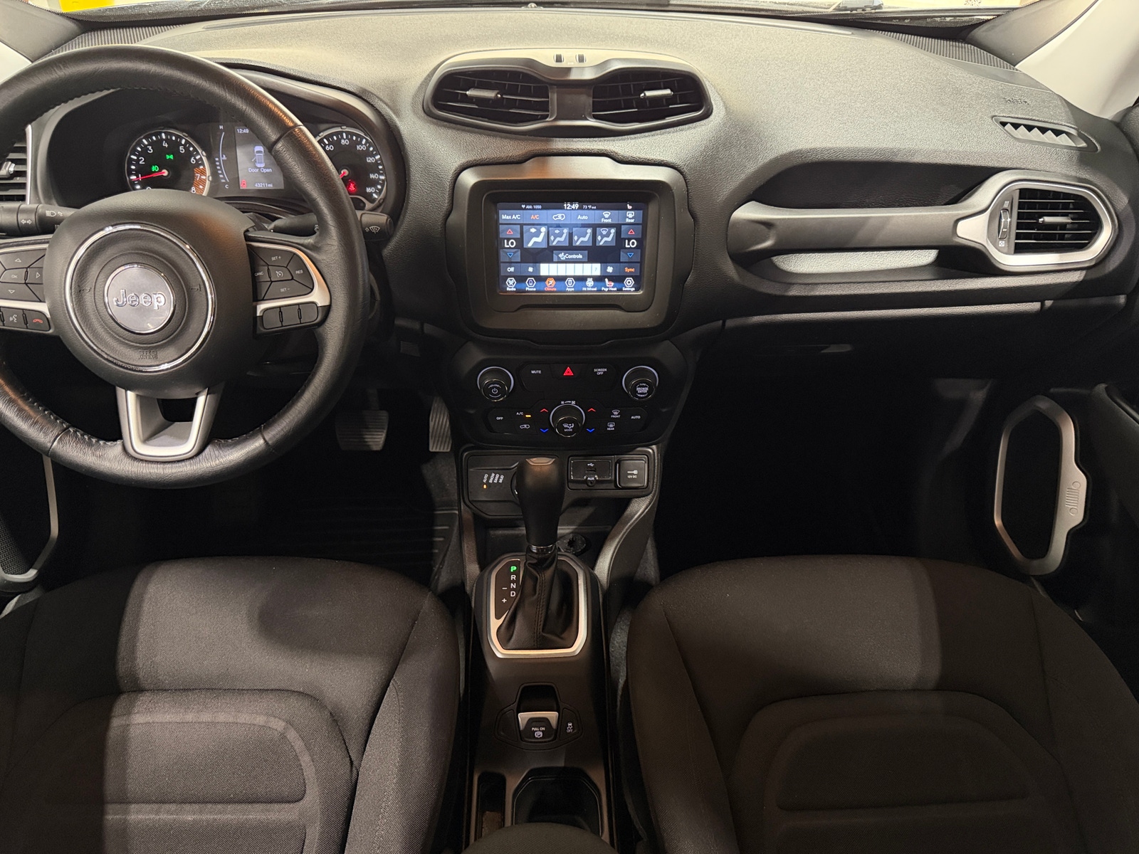 Thumbnail: 2020 Jeep Renegade - 3