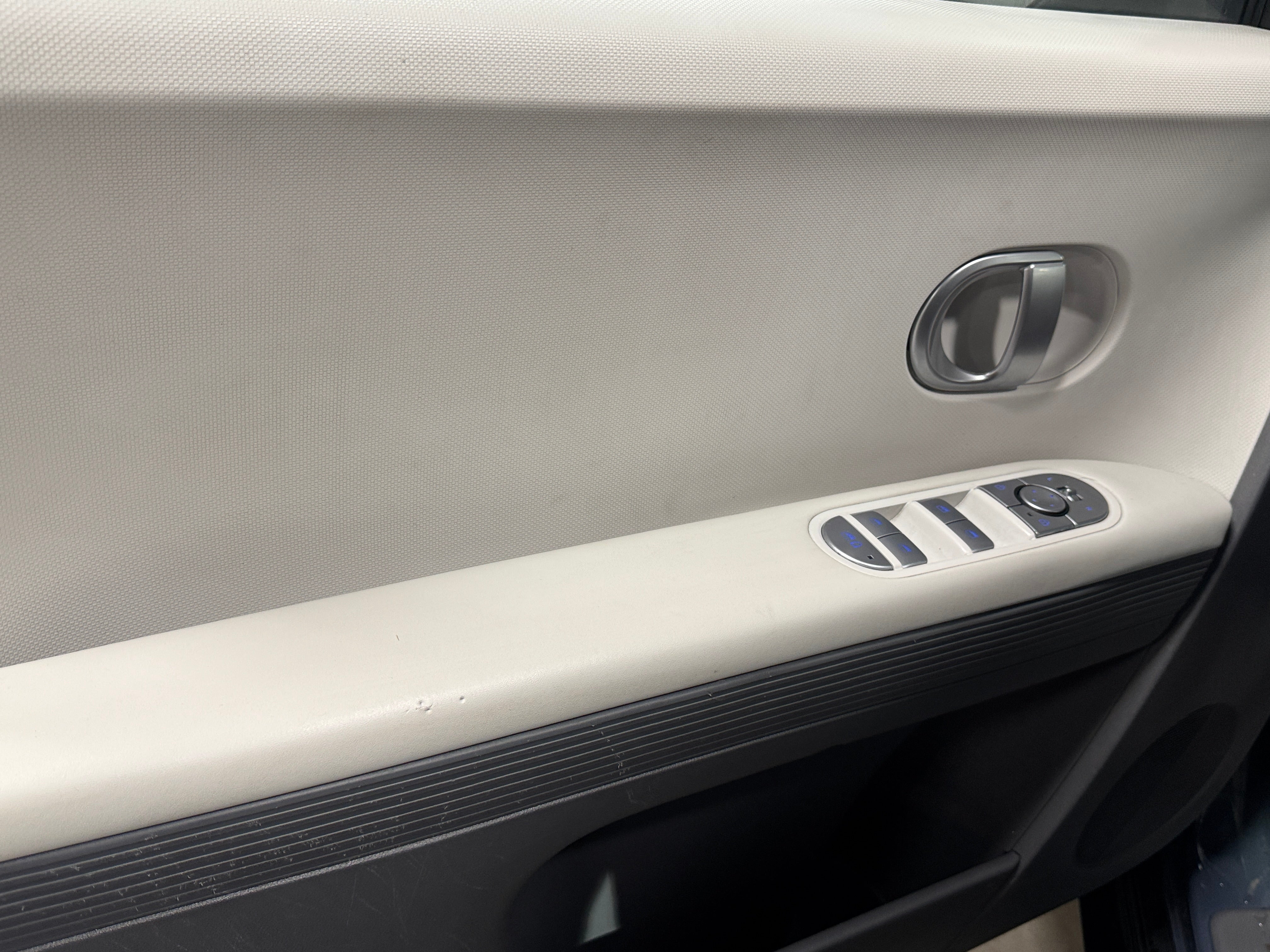 Used 2022 Hyundai IONIQ 5 SE with VIN KM8KMDAF6NU101417 for sale in Auburn, WA