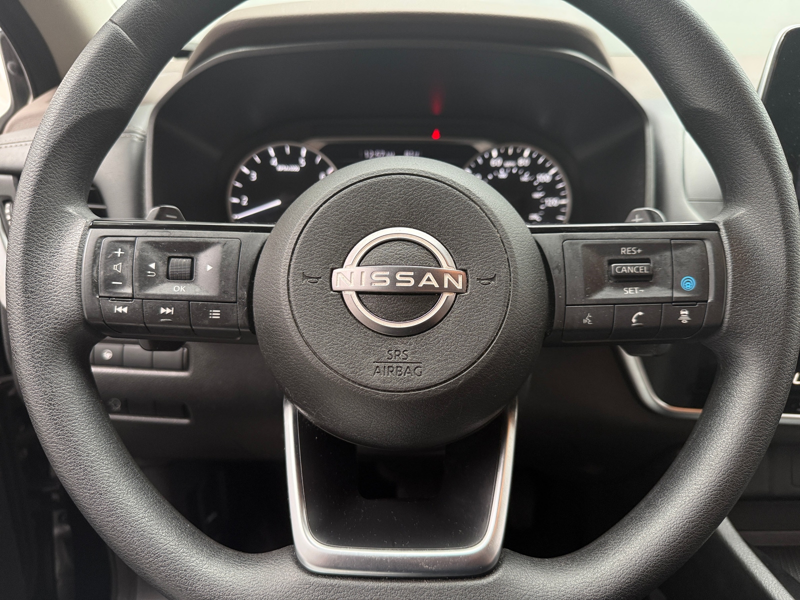 Thumbnail: 2023 Nissan Rogue - 5