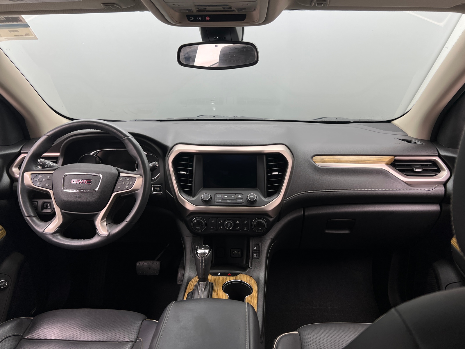 Thumbnail: 2017 GMC Acadia - 2