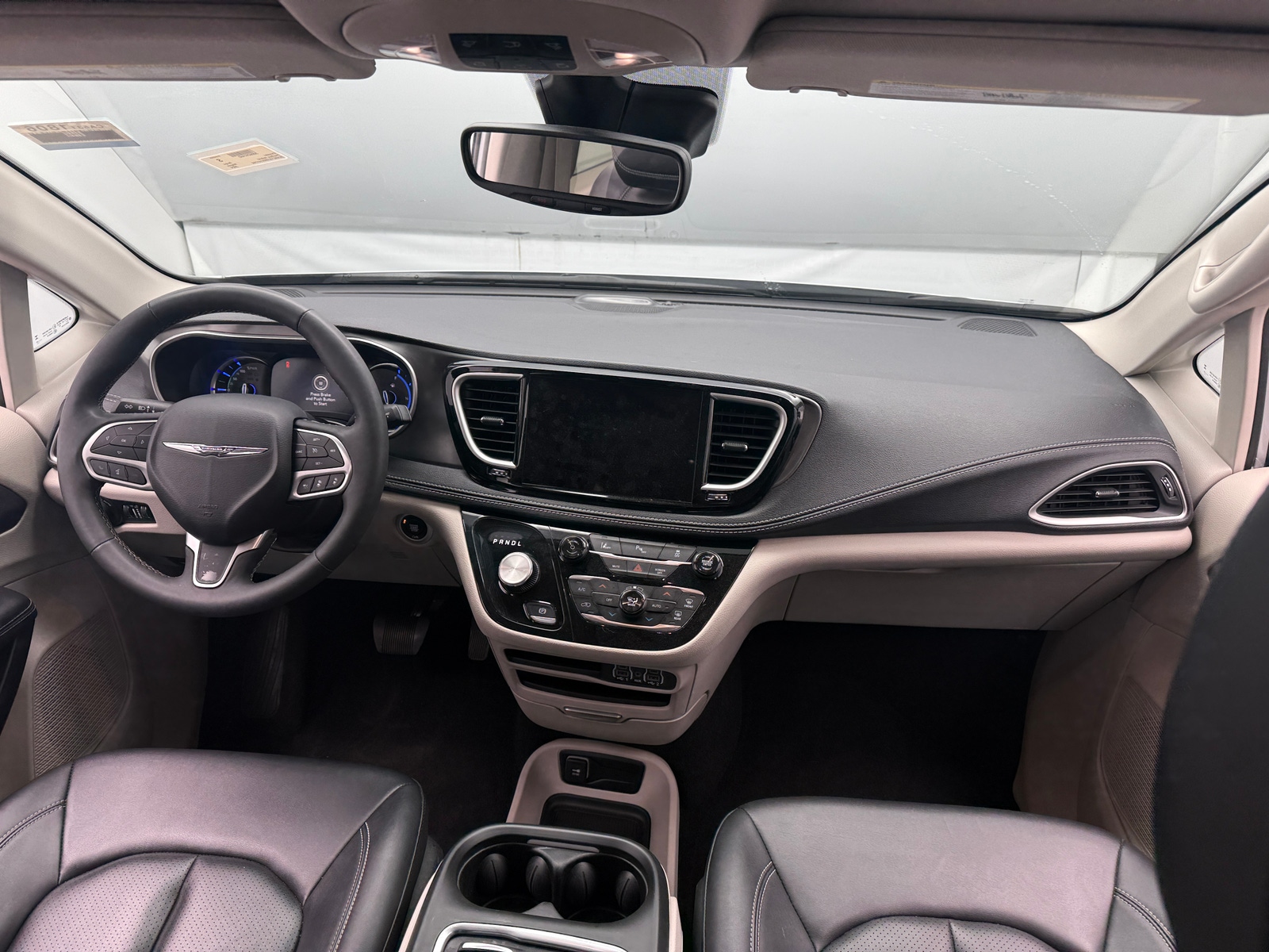 Thumbnail: 2024 Chrysler Pacifica - 2