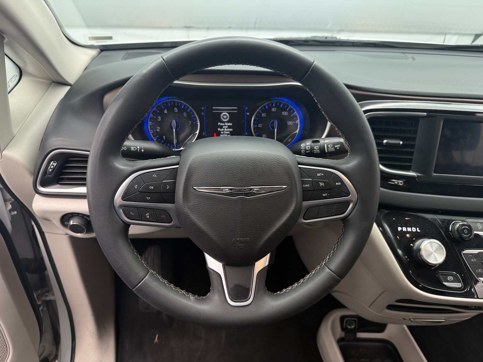 Thumbnail: 2024 Chrysler Voyager - 5