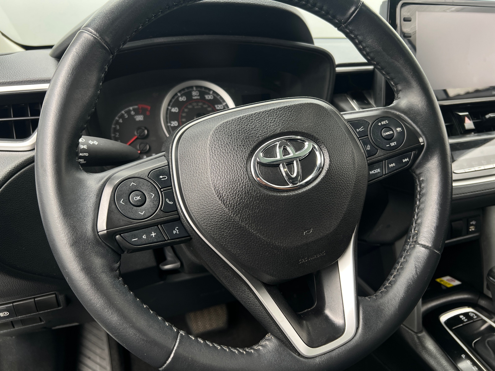 Thumbnail: 2022 Toyota Corolla Cross - 5