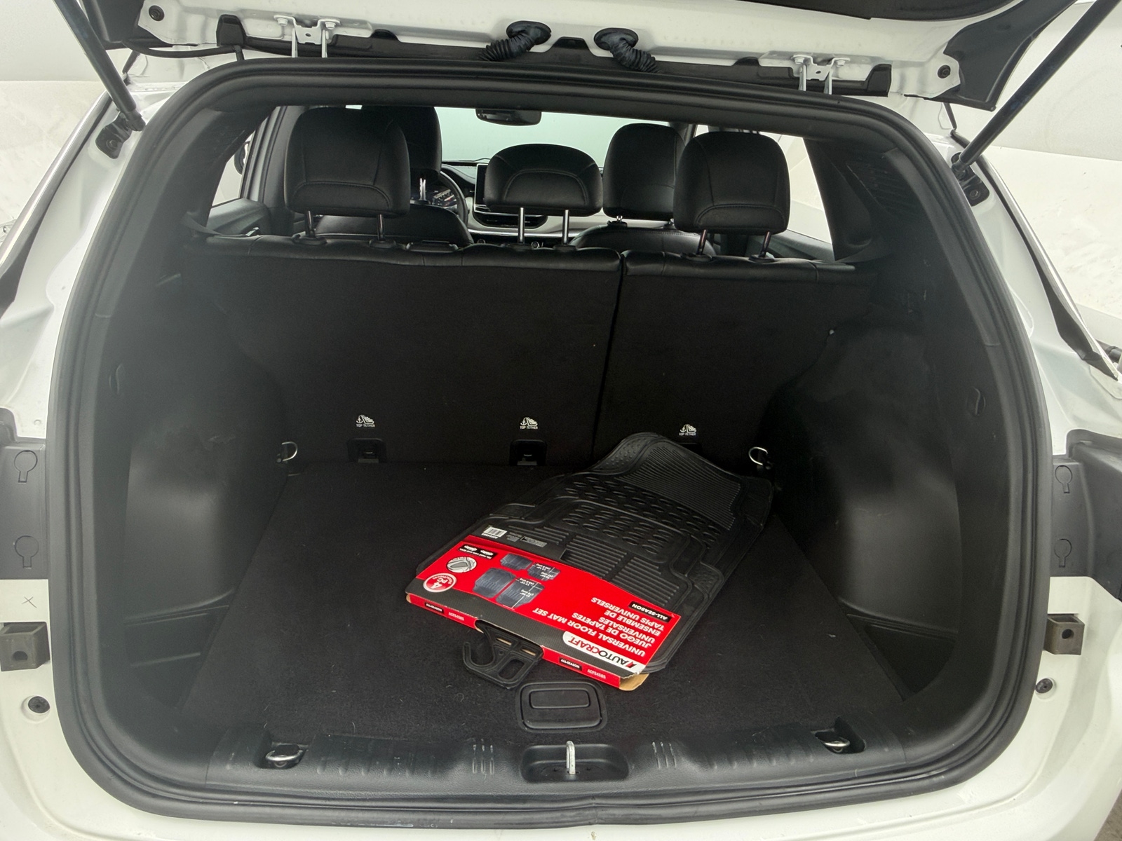 Thumbnail: 2023 Jeep Compass - 6