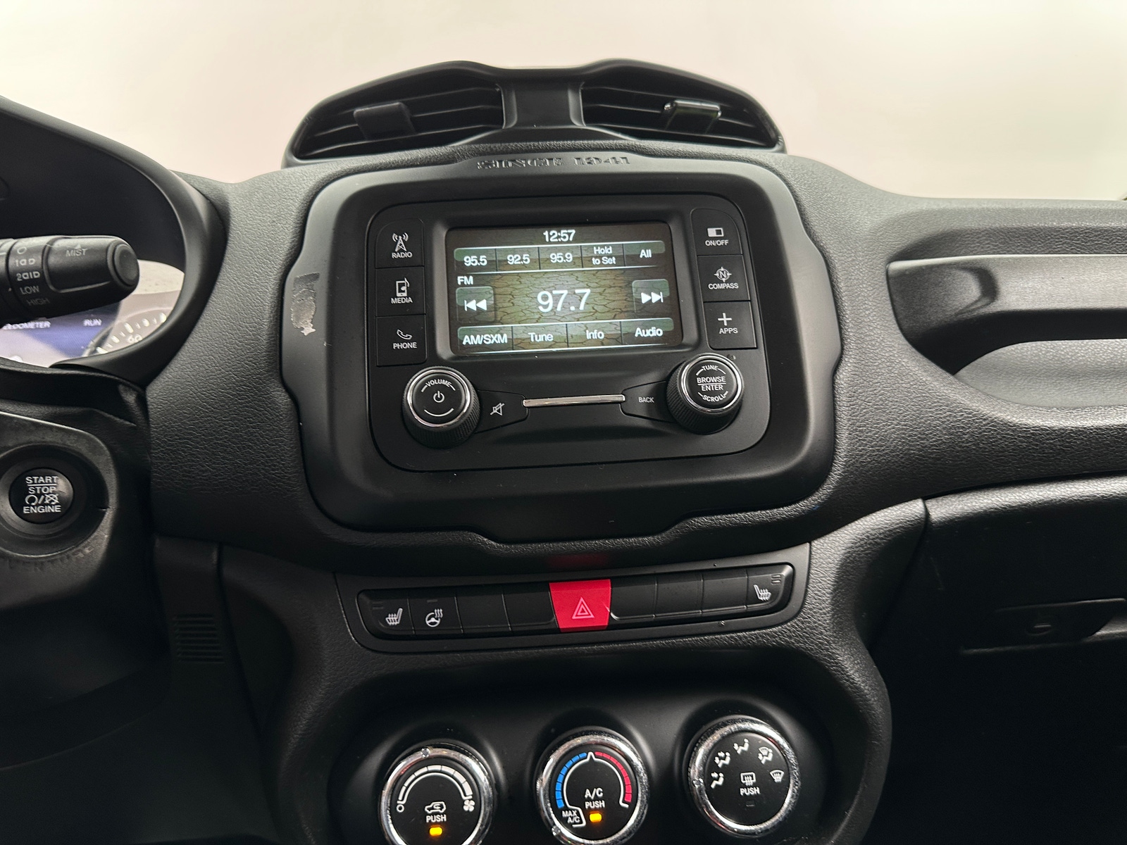 Thumbnail: 2017 Jeep Renegade - 4