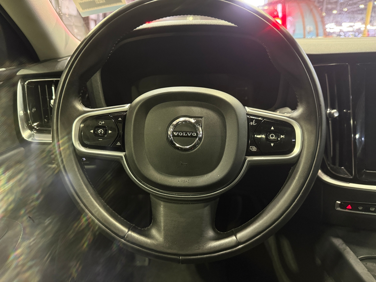 Thumbnail: 2019 Volvo S60 - 4