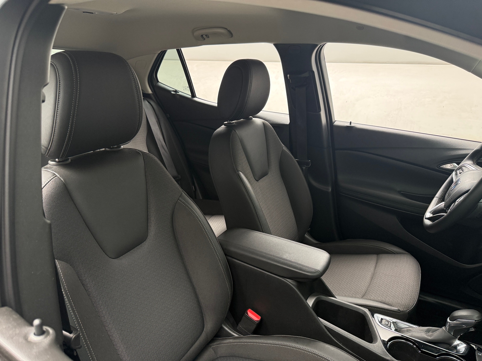 Thumbnail: 2024 Buick Encore GX - 2
