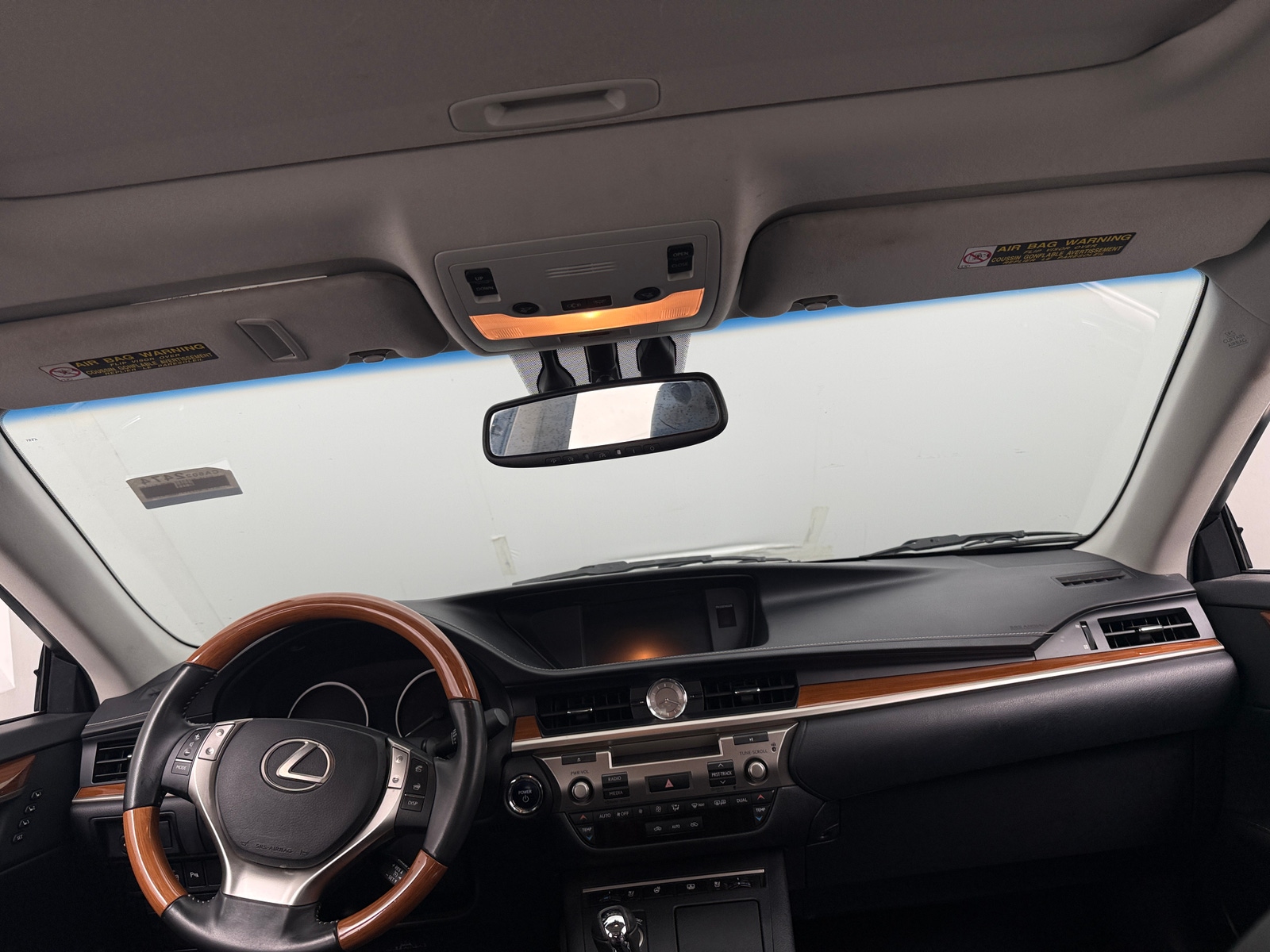 Thumbnail: 2014 Lexus ES - 2