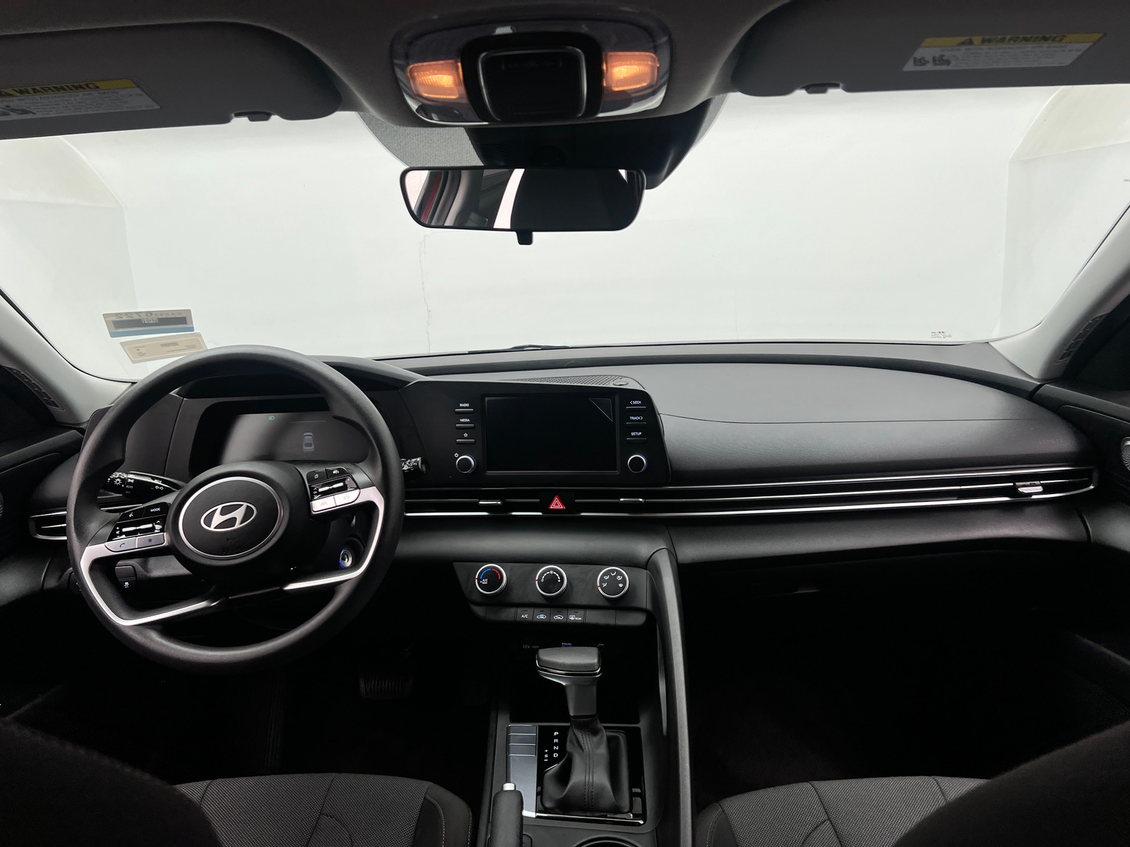 Thumbnail: 2024 Hyundai Elantra - 3