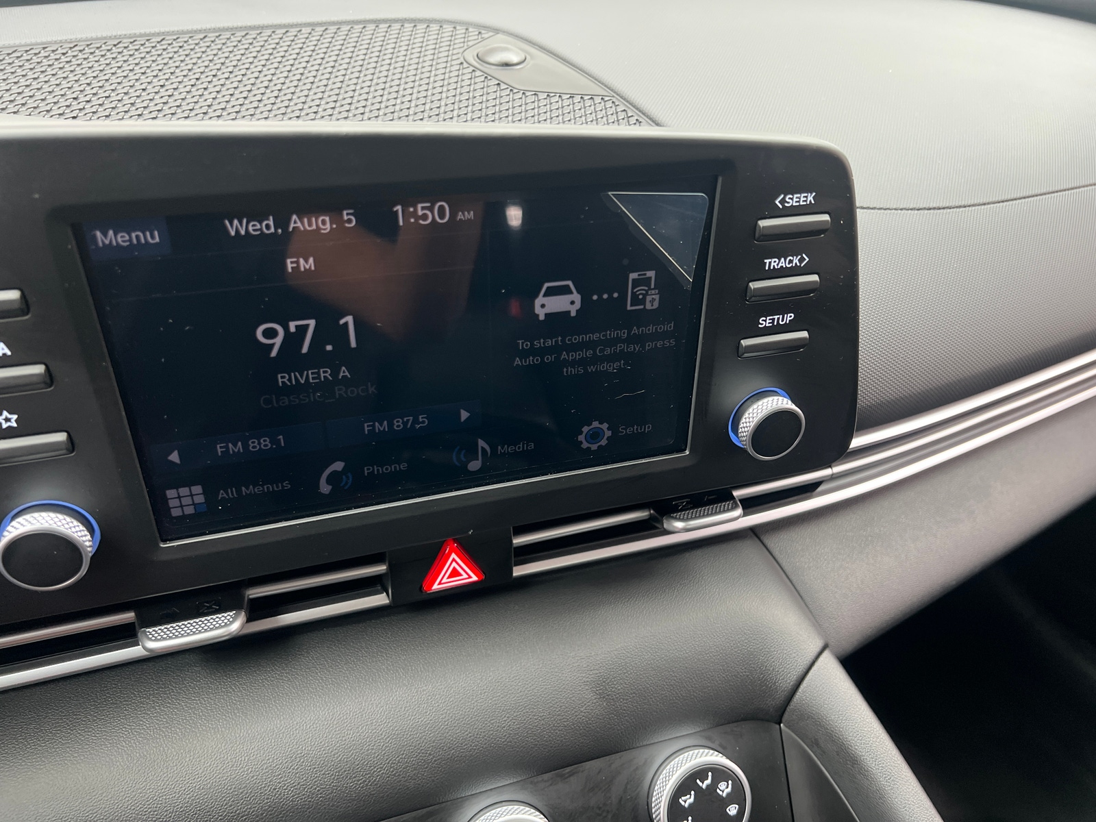 Thumbnail: 2024 Hyundai Elantra - 4