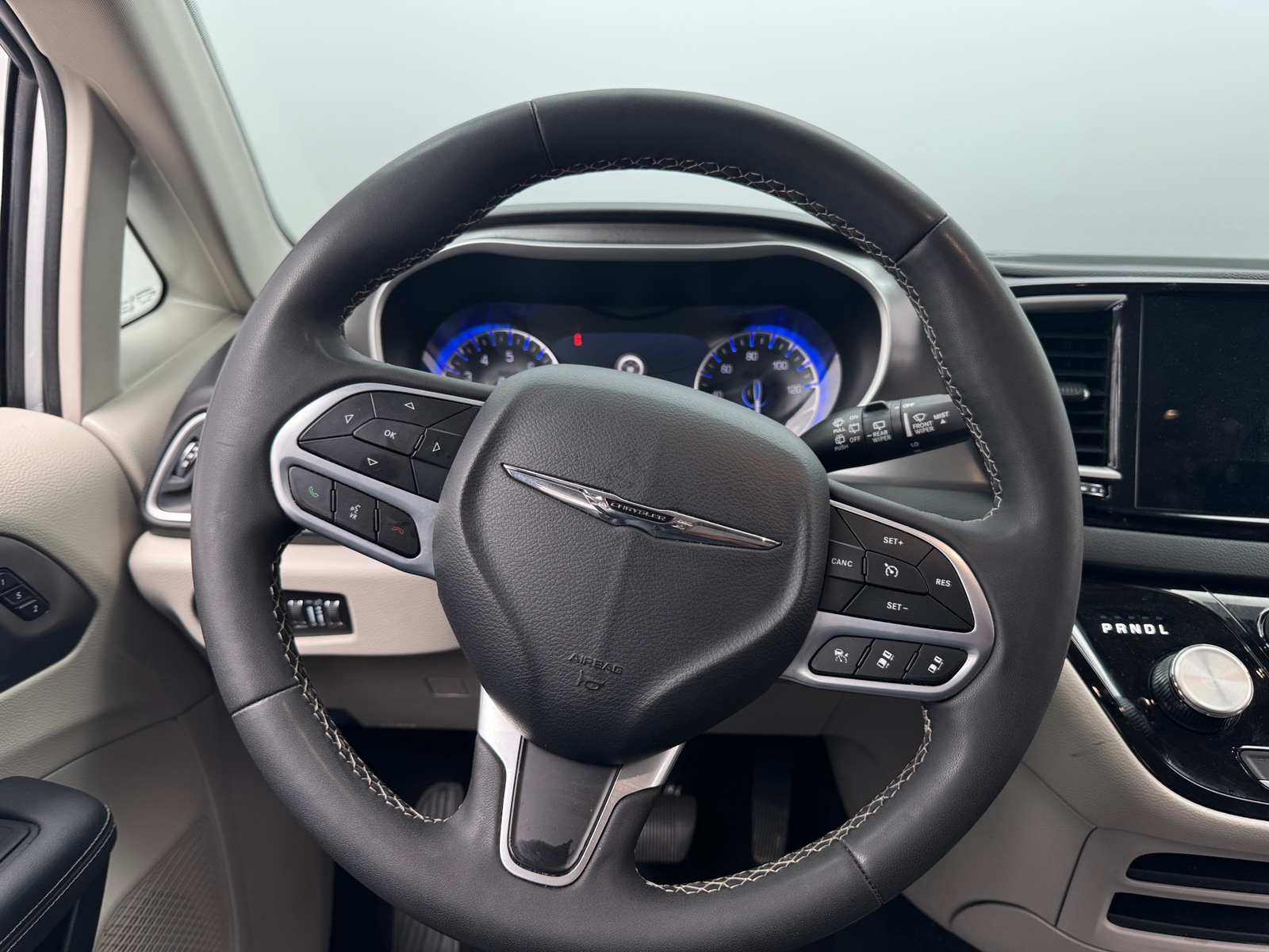 Thumbnail: 2024 Chrysler Pacifica - 4