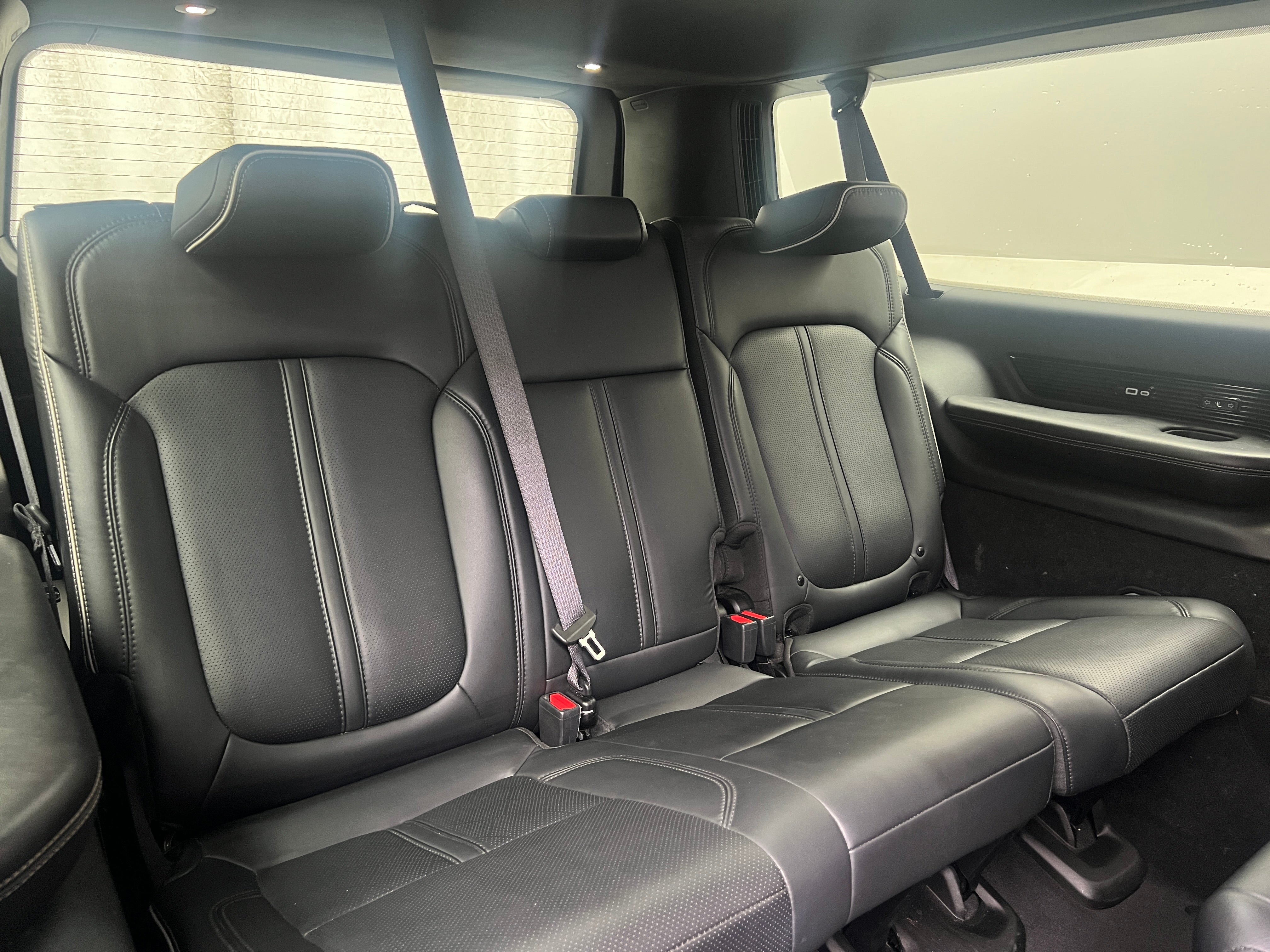 2024 Jeep Grand Wagoneer L