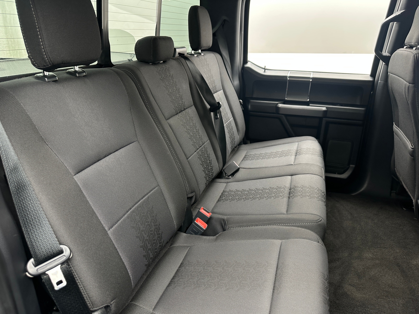 Thumbnail: 2020 Ford Econoline - 6