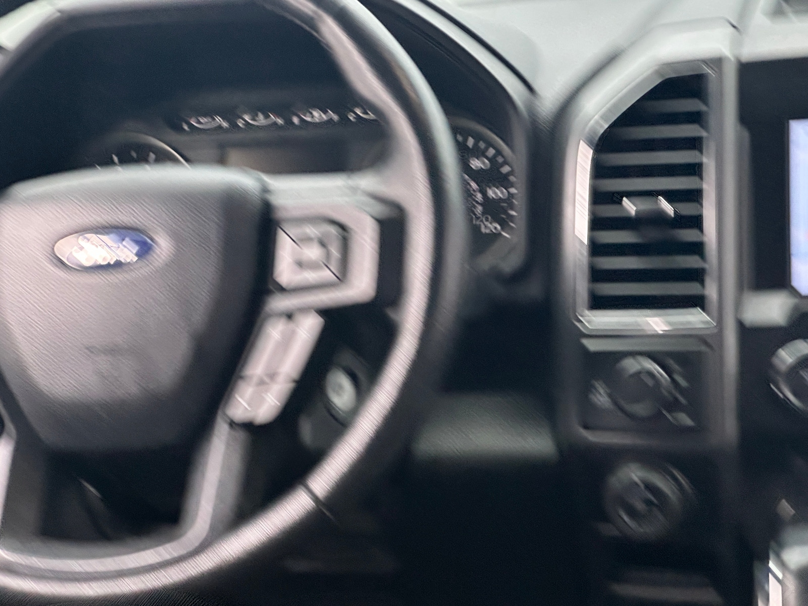 Thumbnail: 2020 Ford Econoline - 5