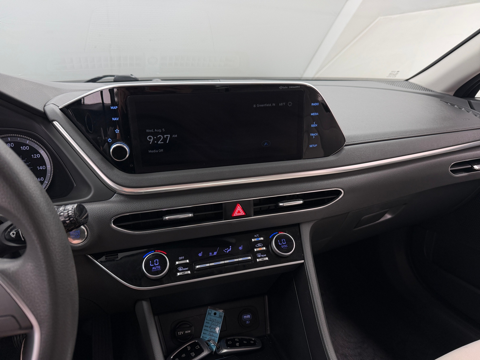 Thumbnail: 2023 Hyundai Sonata - 4