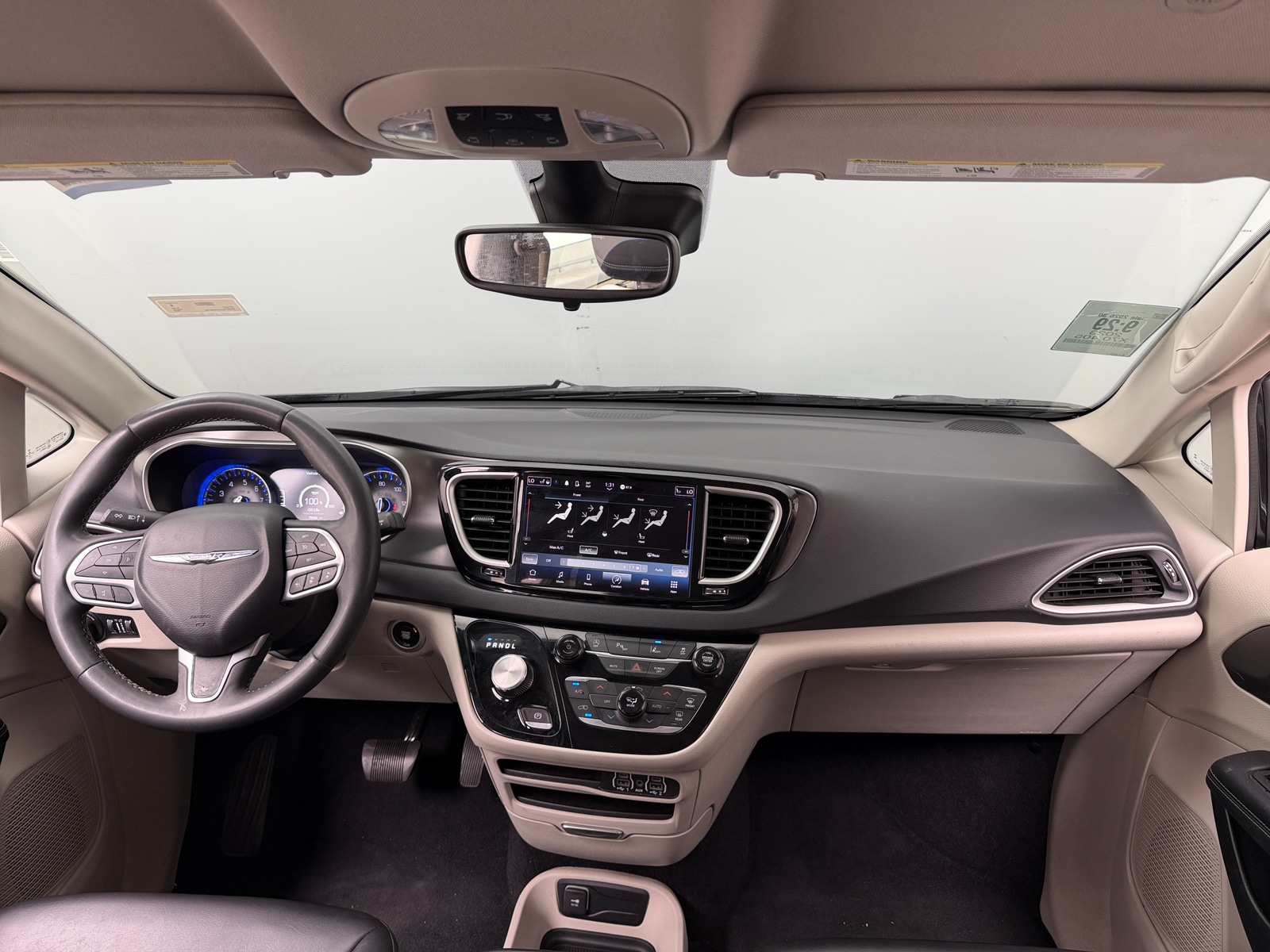 Thumbnail: 2023 Chrysler Pacifica - 2