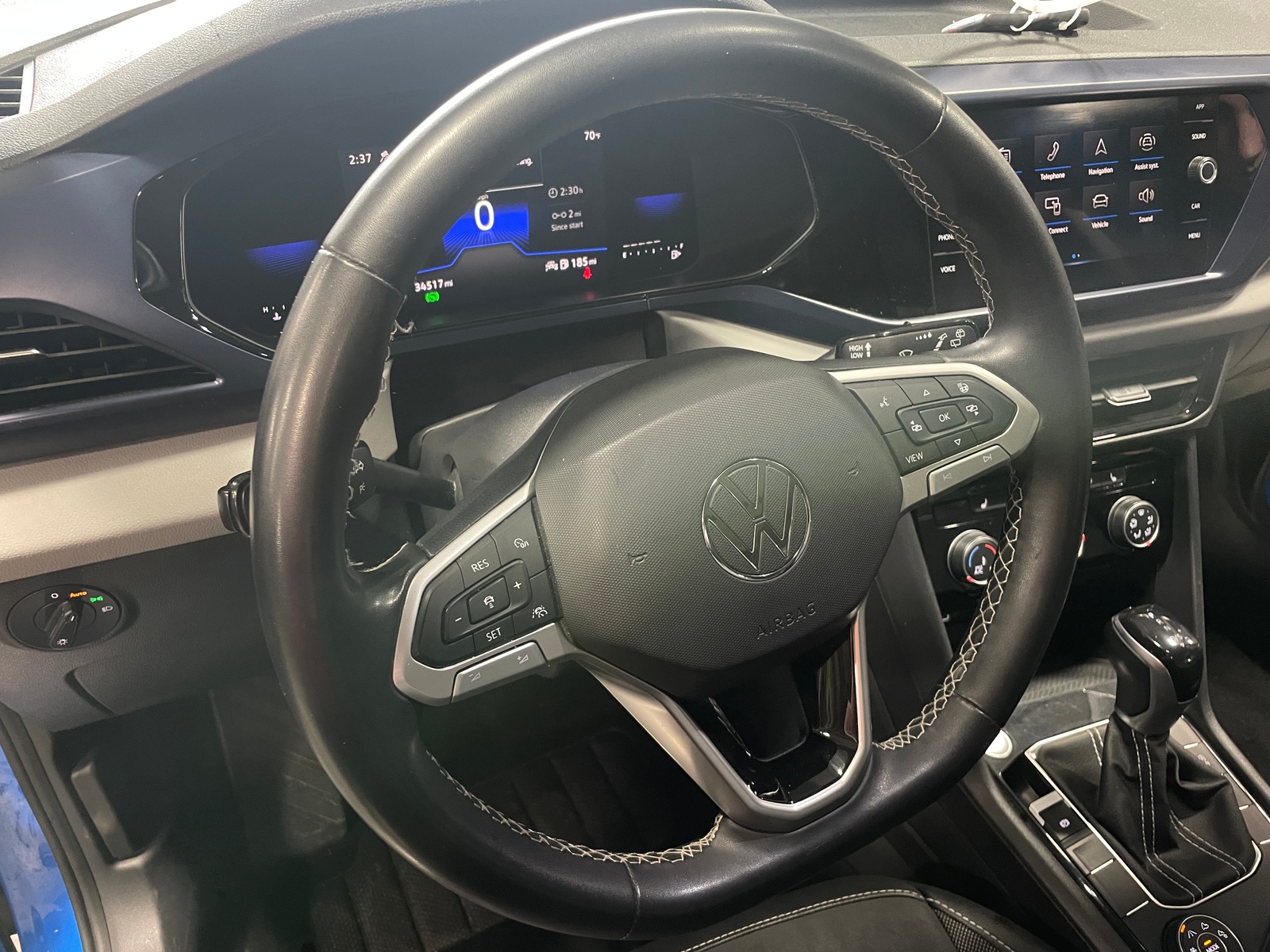 Thumbnail: 2023 Volkswagen Taos - 5