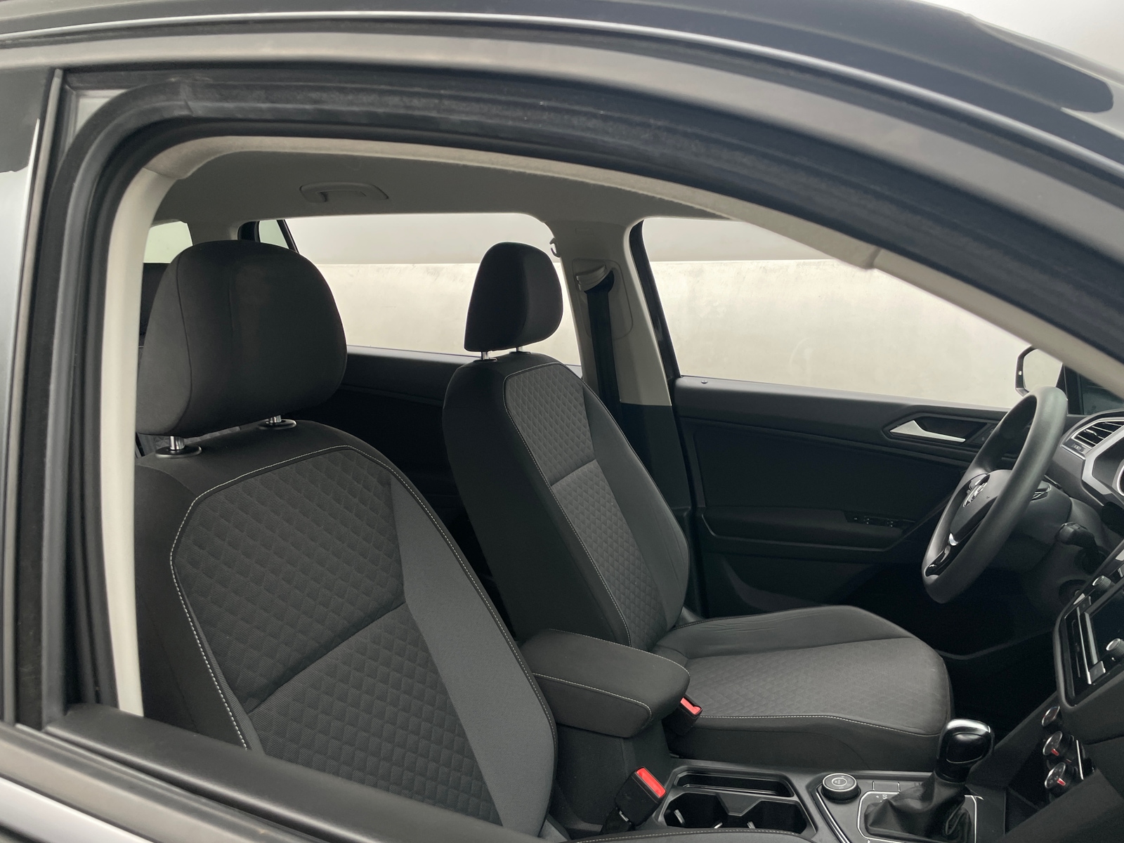 Thumbnail: 2021 Volkswagen Tiguan - 2