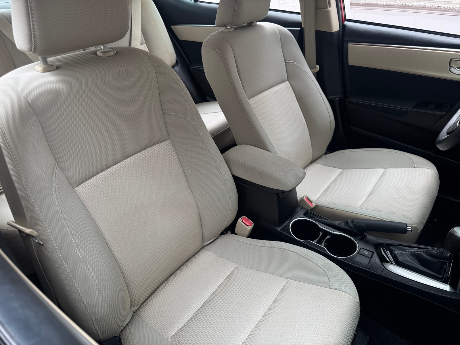Thumbnail: 2014 Toyota Corolla - 2