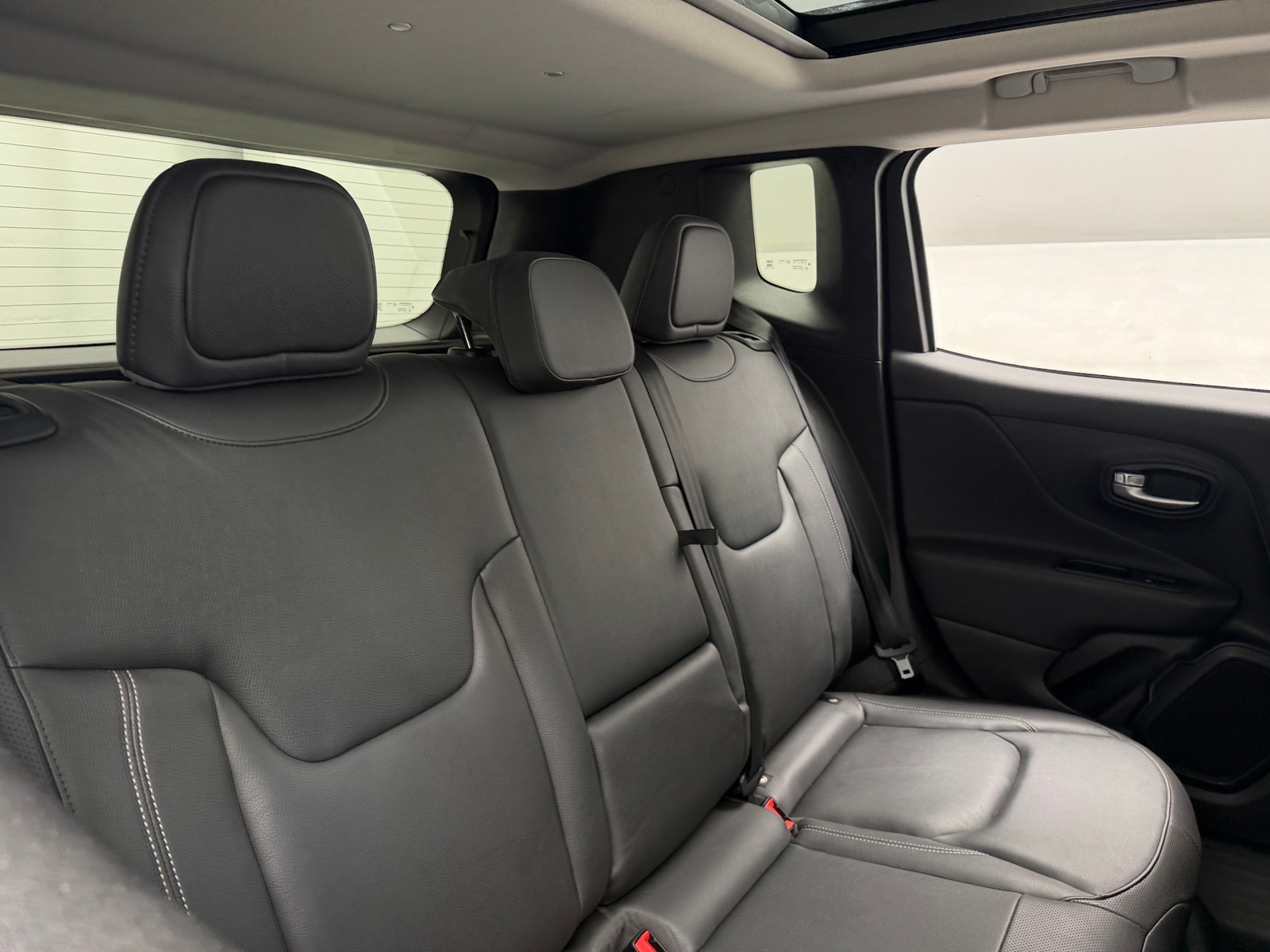 Thumbnail: 2020 Jeep Renegade - 5