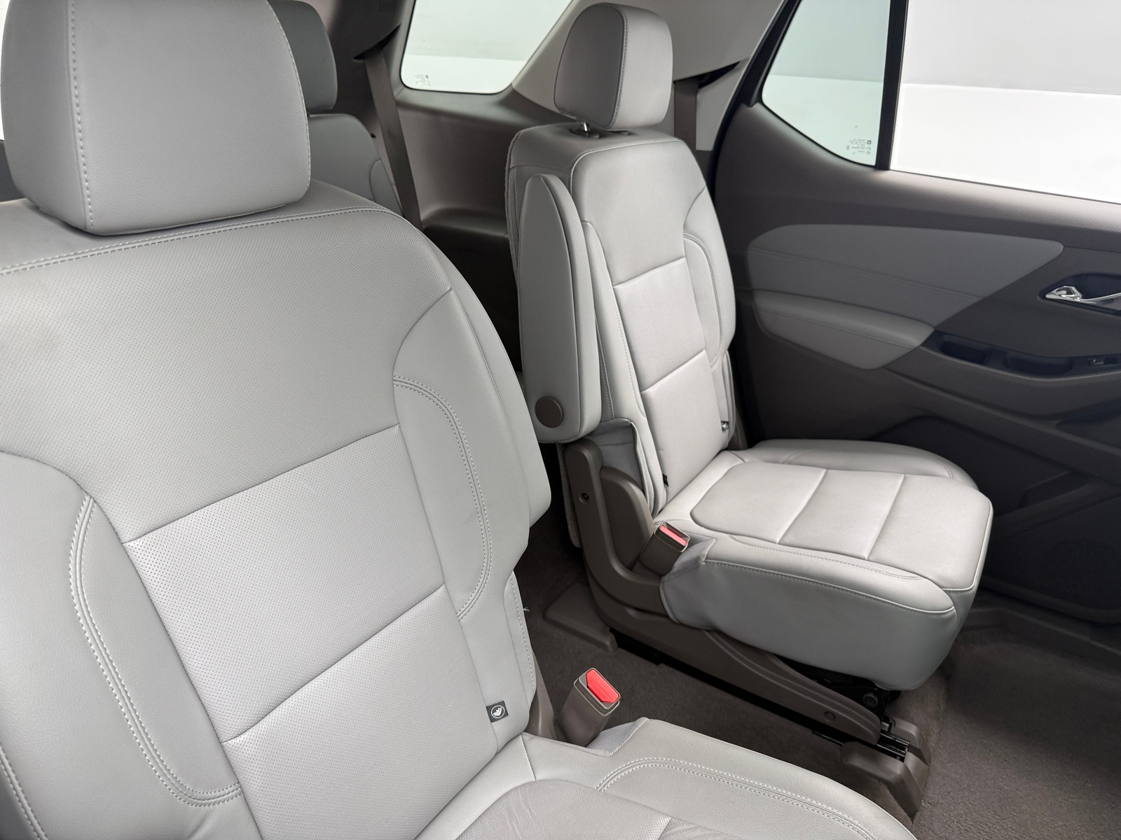 Thumbnail: 2021 Chevrolet Traverse - 5