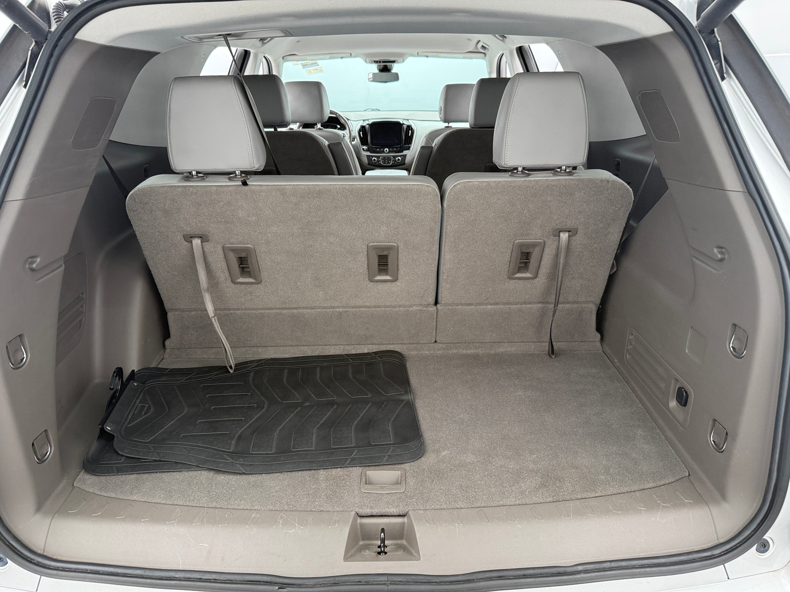 Thumbnail: 2021 Chevrolet Traverse - 6