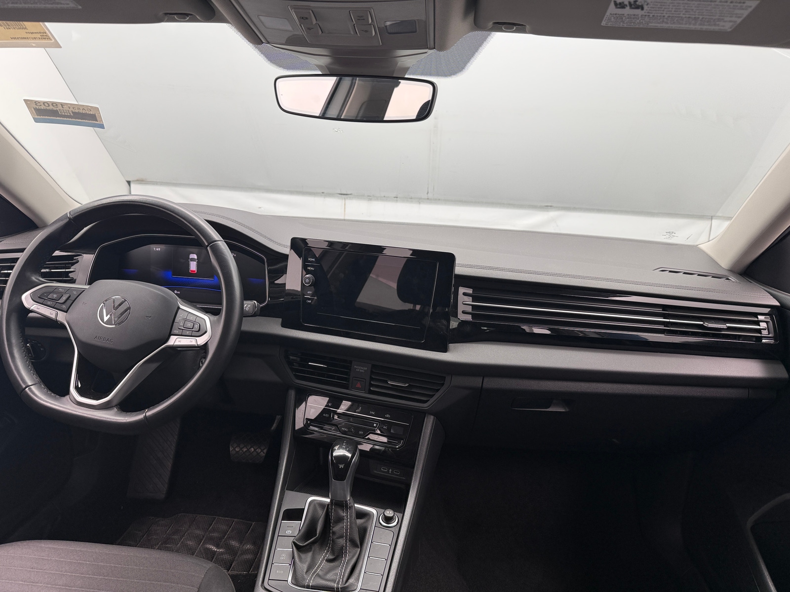 Thumbnail: 2025 Volkswagen Jetta - 3