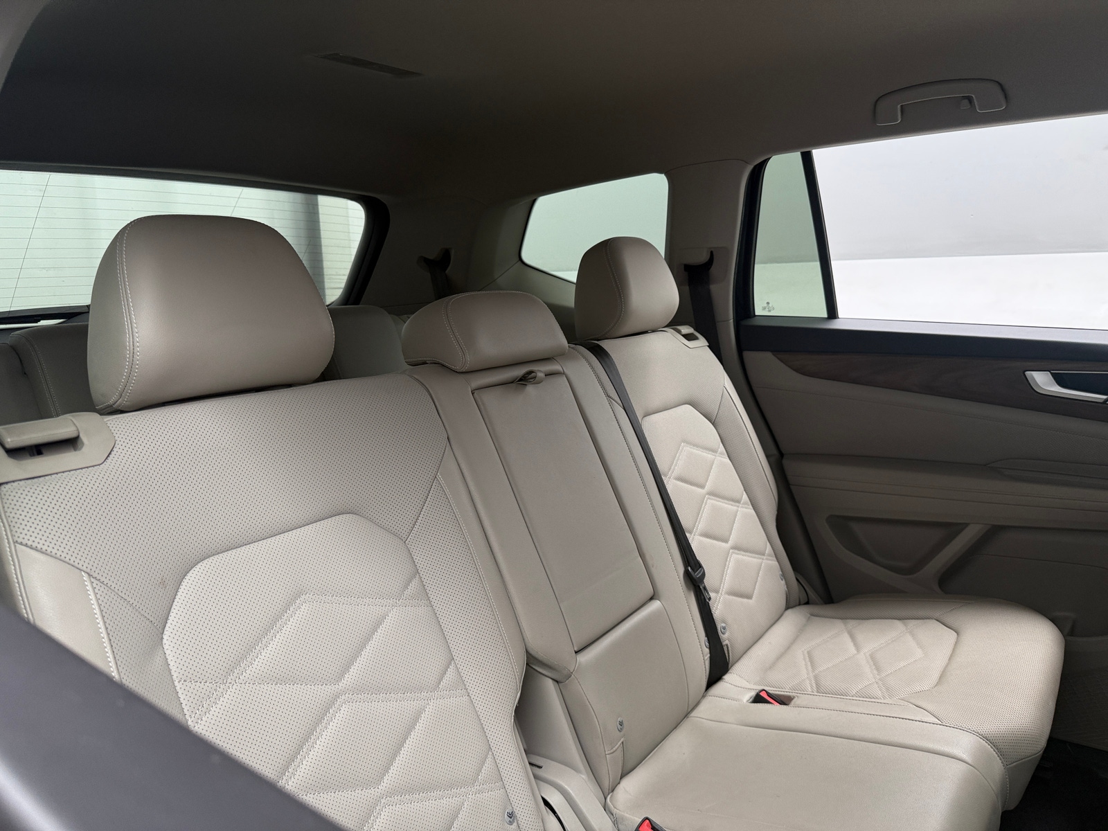 Thumbnail: 2024 Volkswagen Atlas - 5