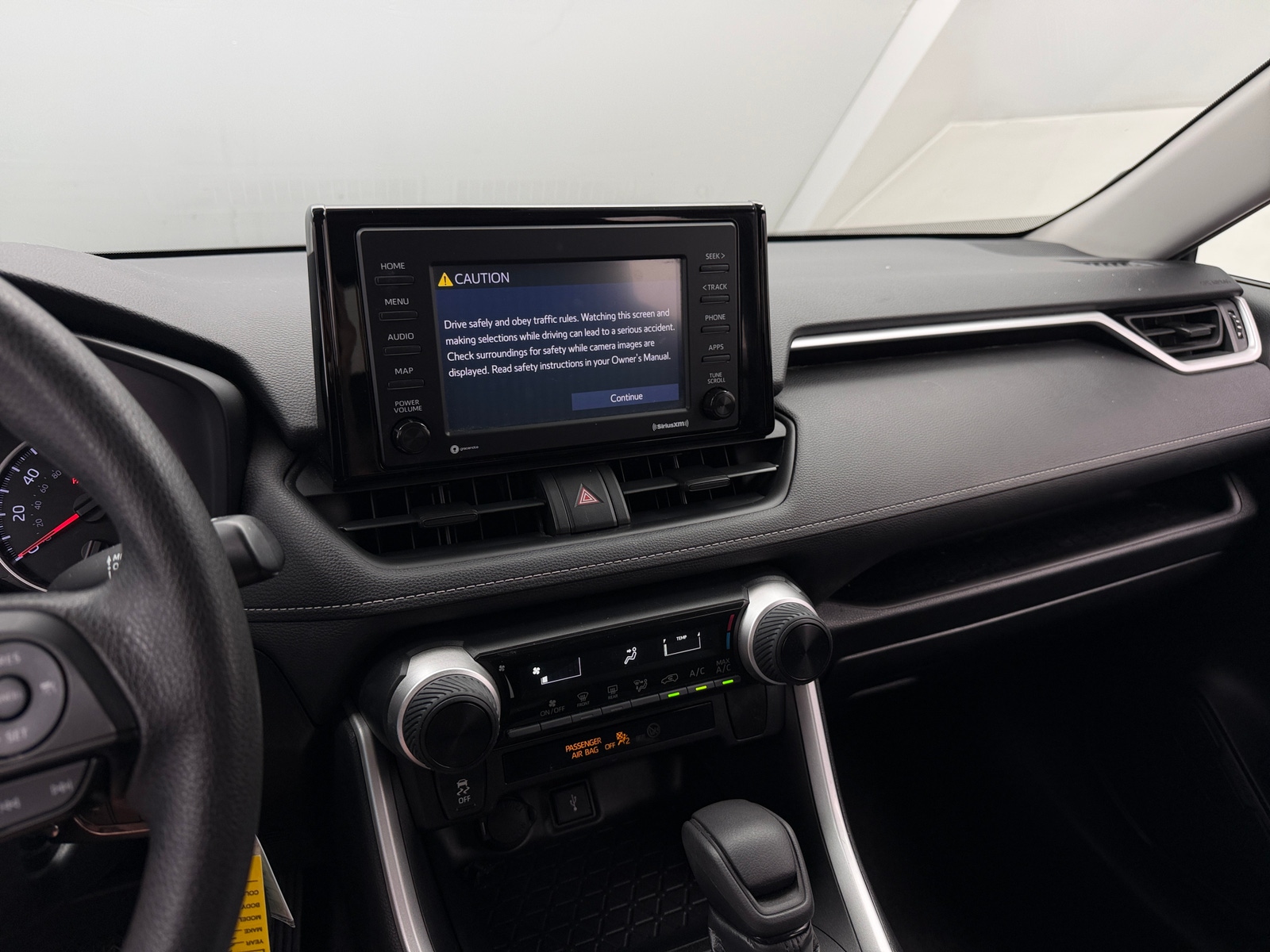 Thumbnail: 2021 Toyota RAV4 - 4