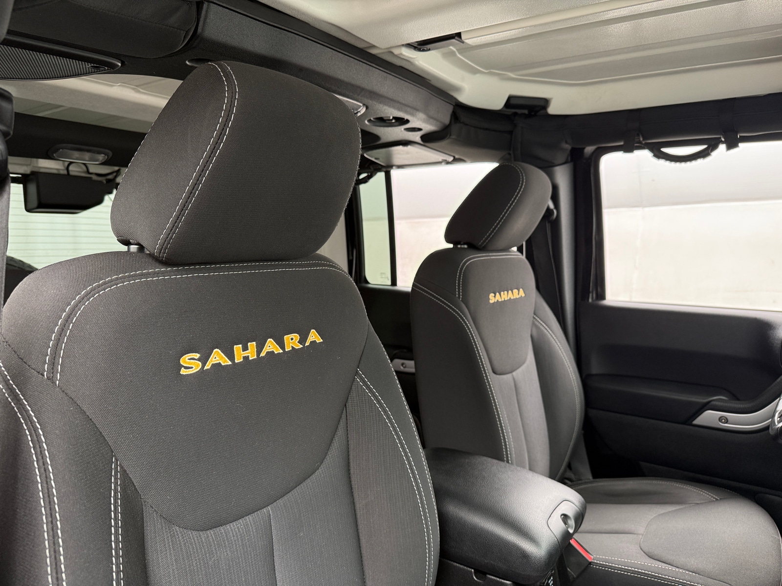 Thumbnail: 2015 Jeep Wrangler - 2
