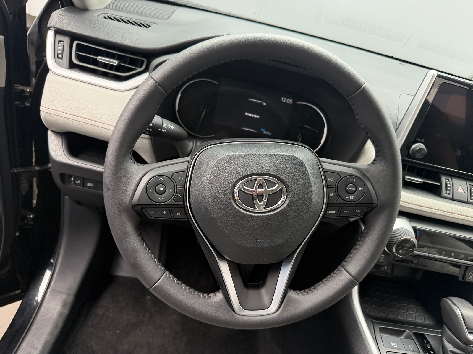 Thumbnail: 2025 Toyota RAV4 - 5