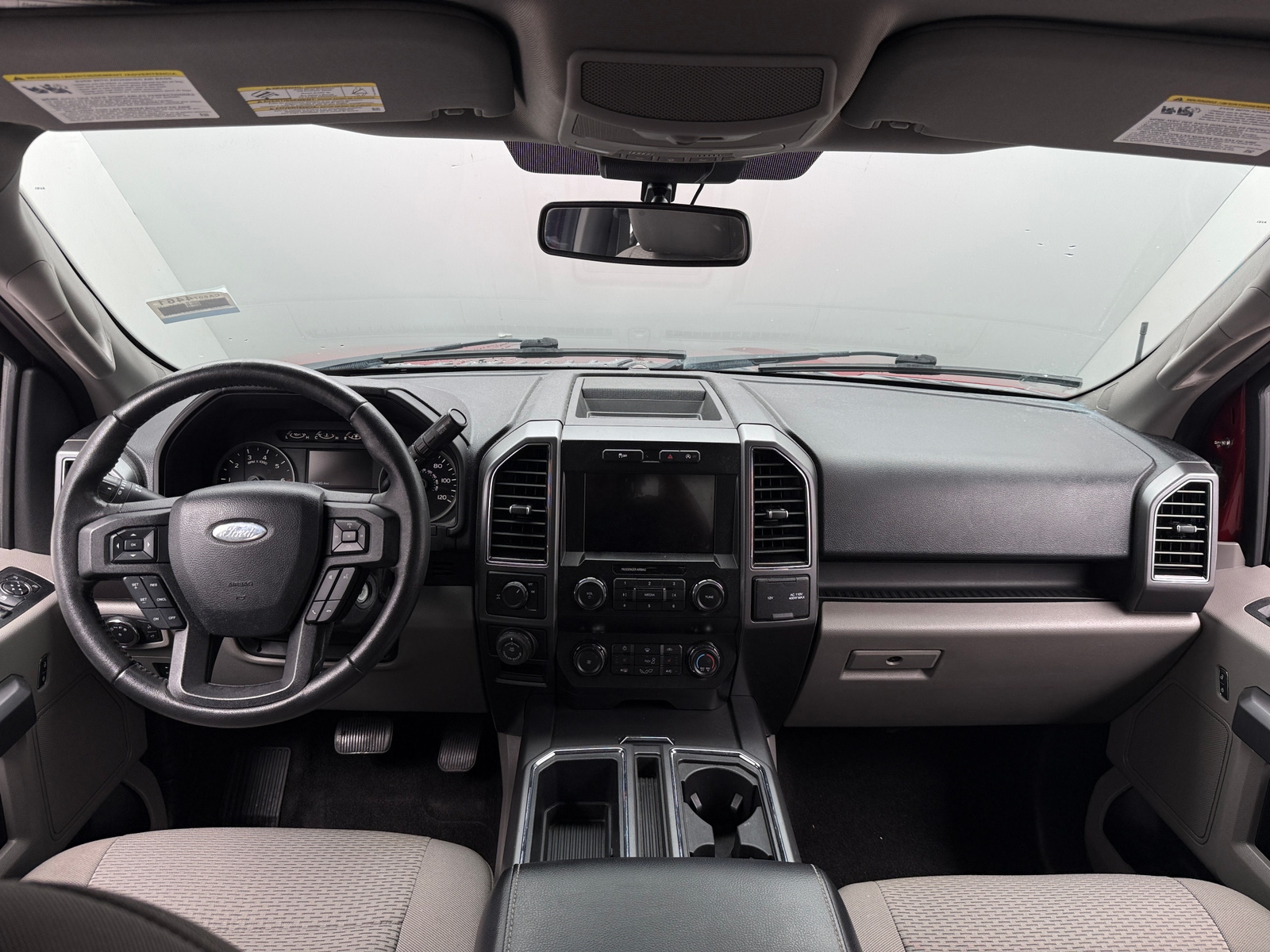 Thumbnail: 2019 Ford Econoline - 3