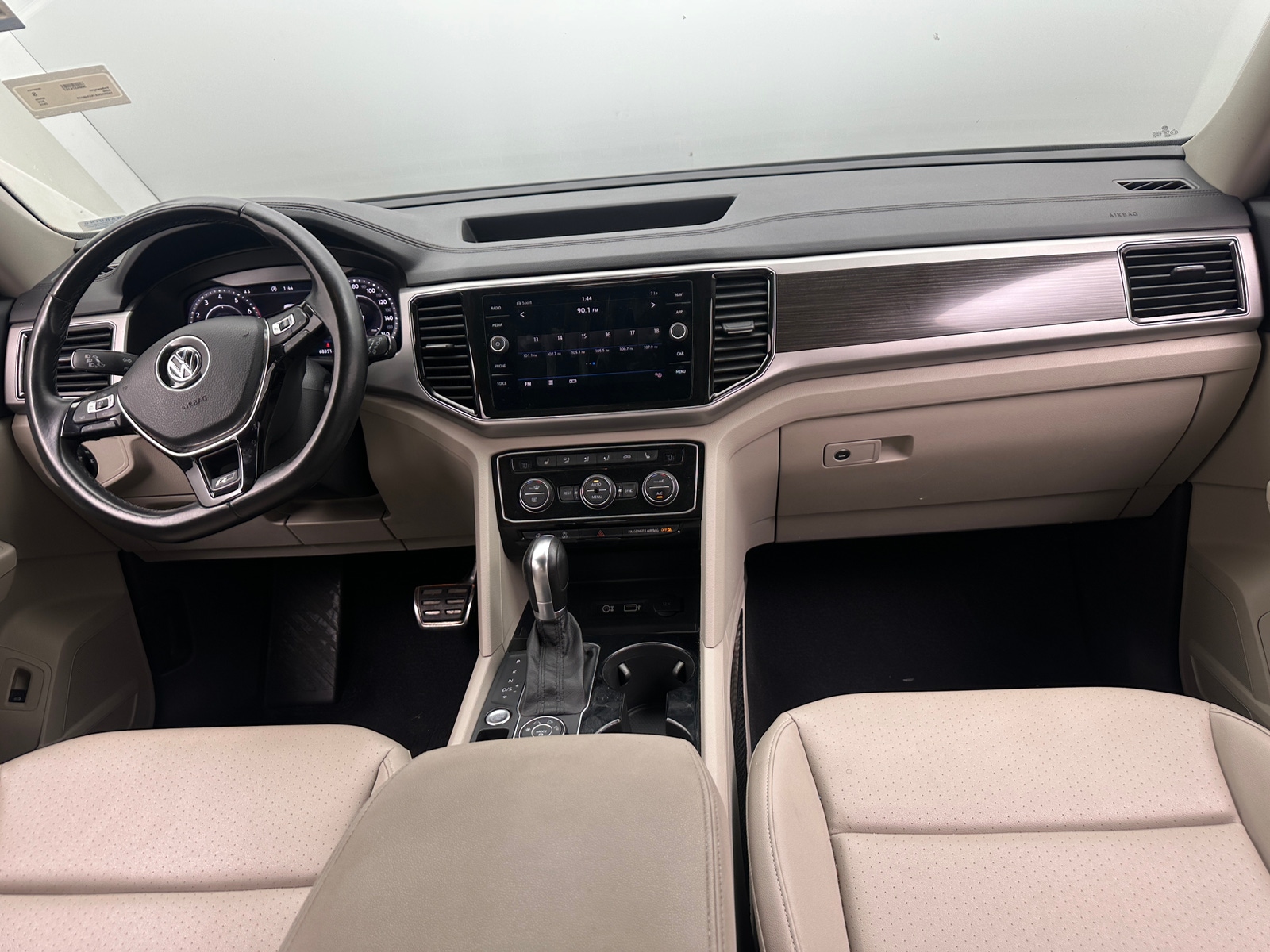 Thumbnail: 2019 Volkswagen Atlas - 2