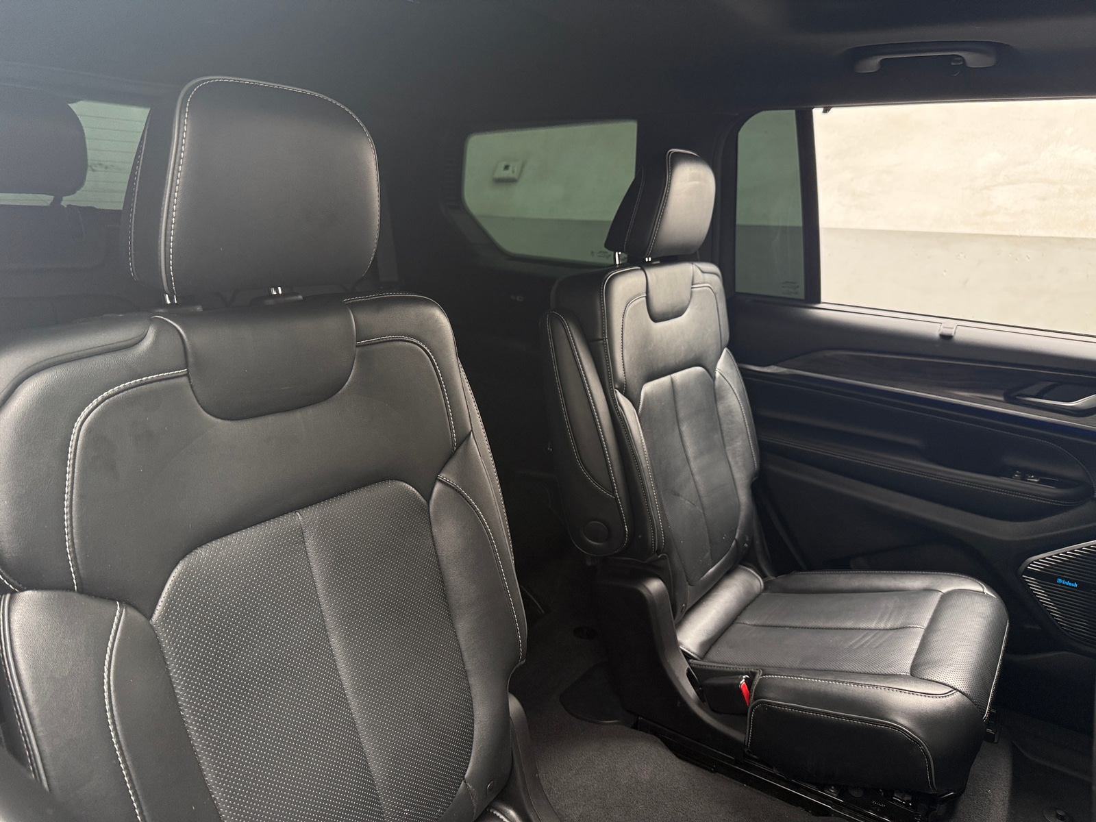 Thumbnail: 2021 Jeep Grand Cherokee L - 5