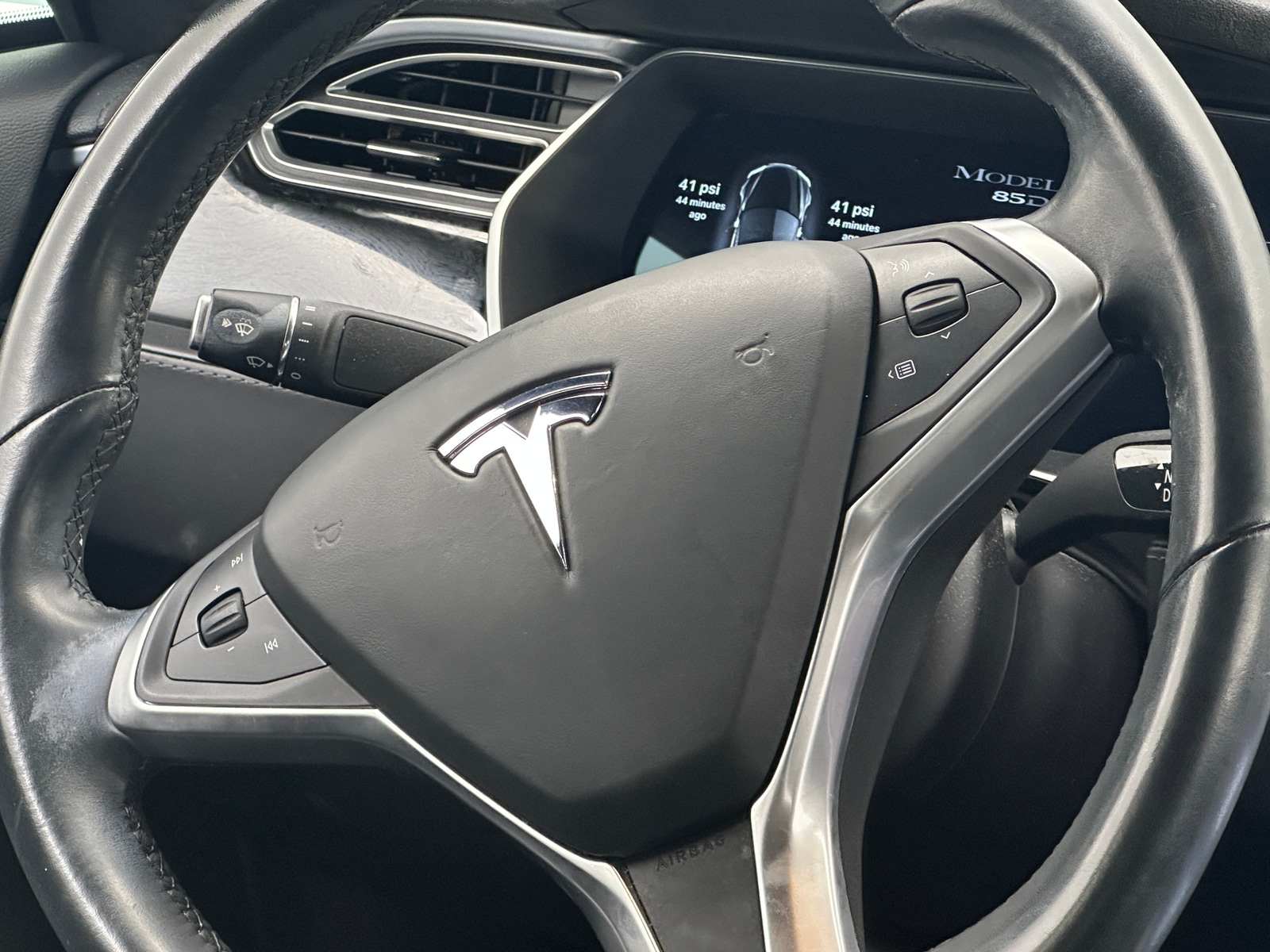 Thumbnail: 2015 Tesla Model S - 4