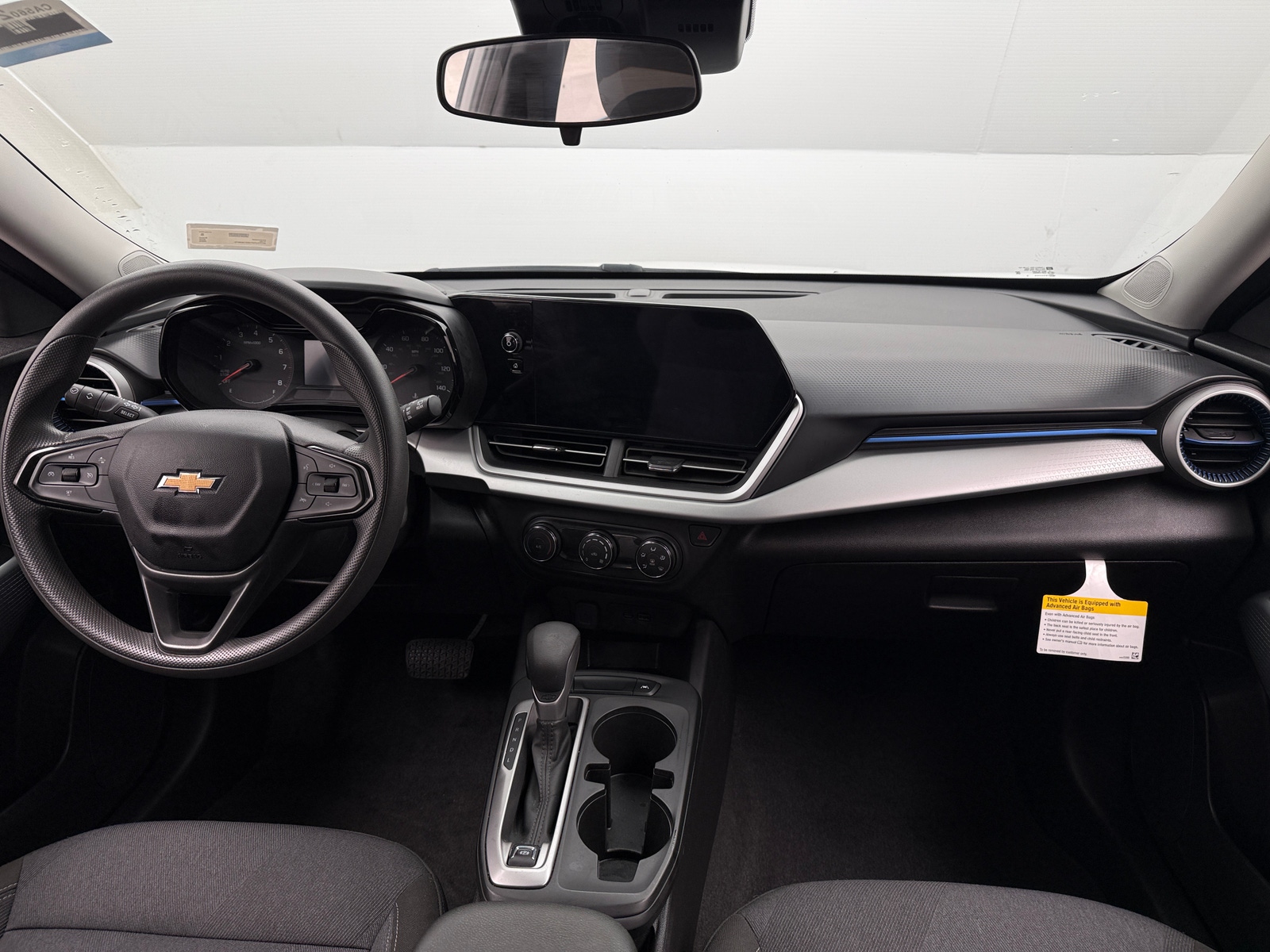 Thumbnail: 2025 Chevrolet Trax - 3