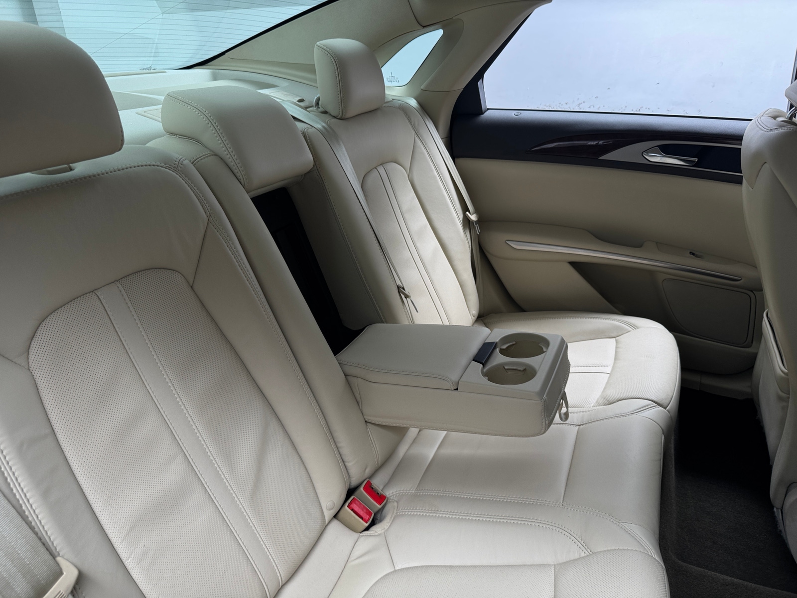 Thumbnail: 2014 Lincoln MKZ - 5