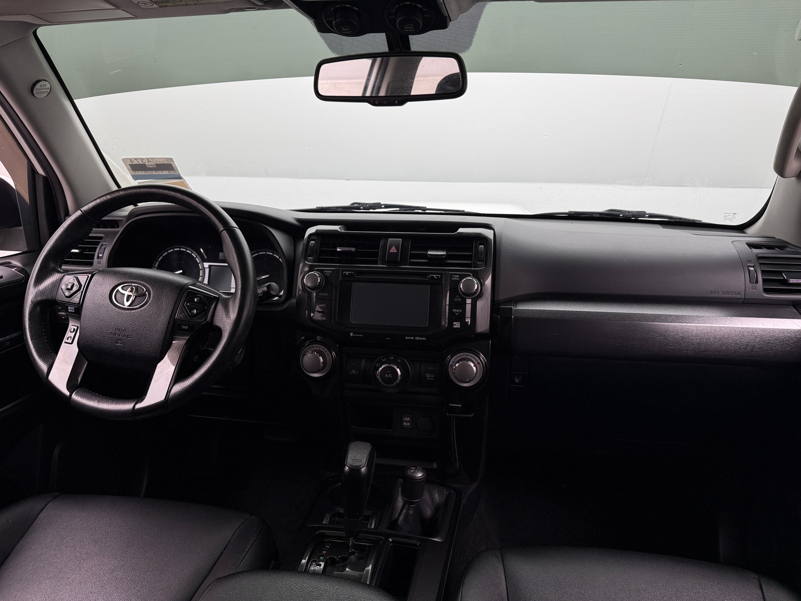 Thumbnail: 2016 Toyota 4Runner - 3