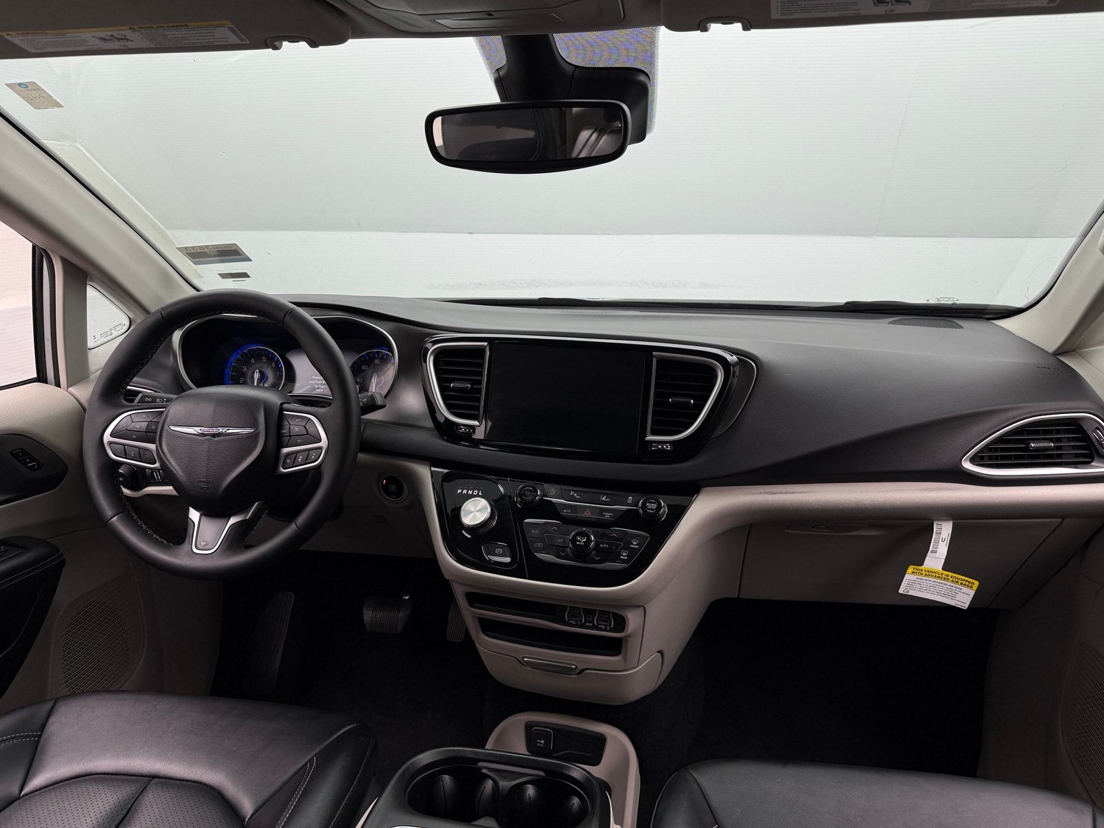 Thumbnail: 2024 Chrysler Pacifica - 2